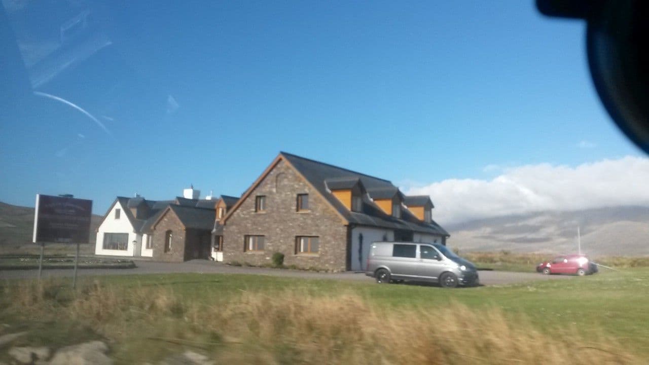 Street view near Gorman's Clifftop House, Dingle — © debigc (CC BY-SA · Mapillary)