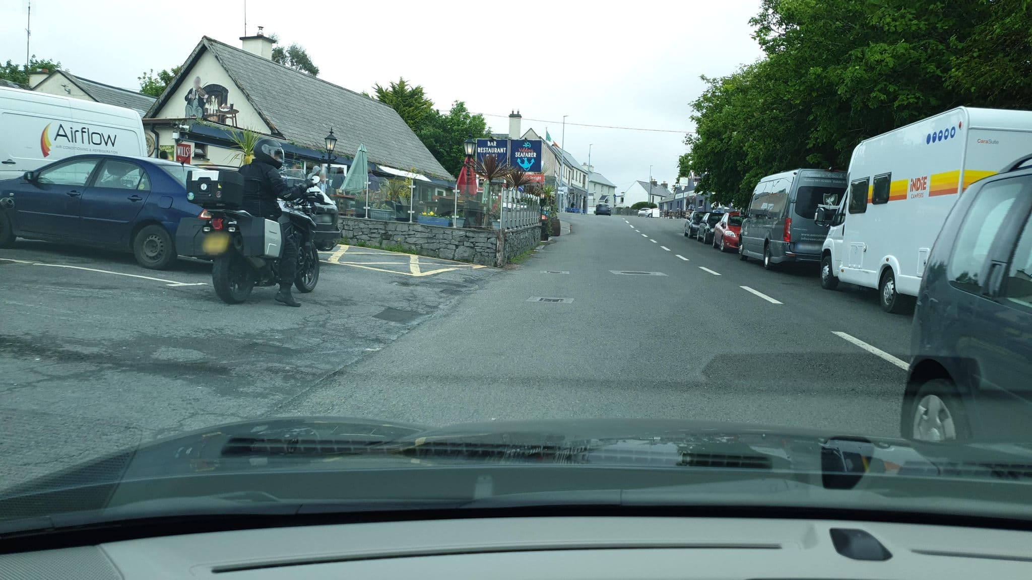 Street view near Letterfrack Lodge, Clifden — © yannakis (CC BY-SA · Mapillary)