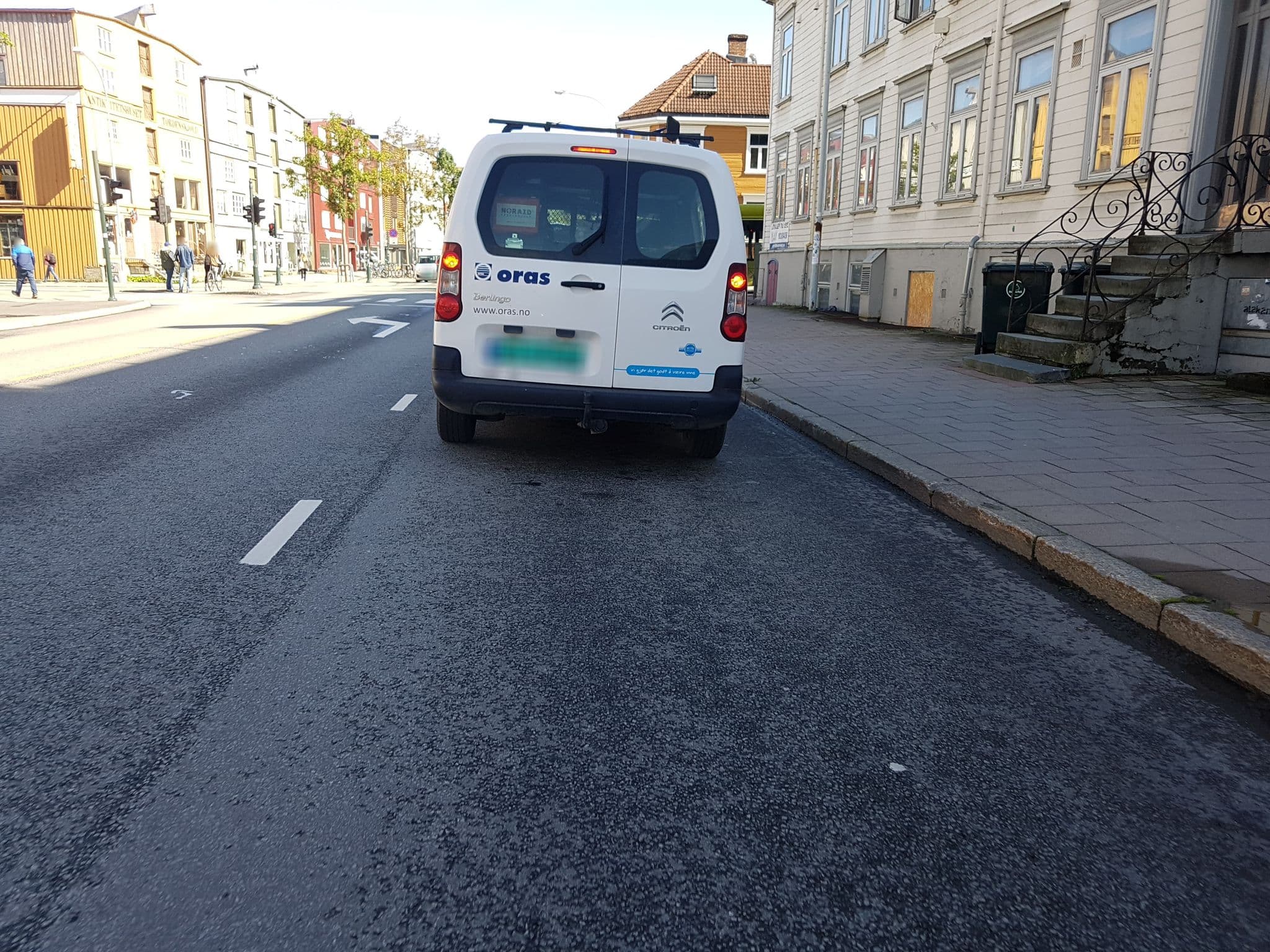 Street view near Best Western Chesterfield Hotel, Trondheim — © pbb (CC BY-SA · Mapillary)