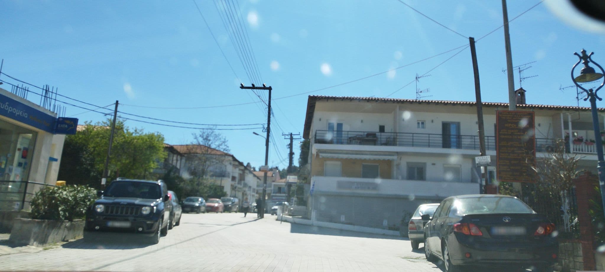 Street view near Villa Elia Studios, Pefkochóri — © neau (CC BY-SA · Mapillary)