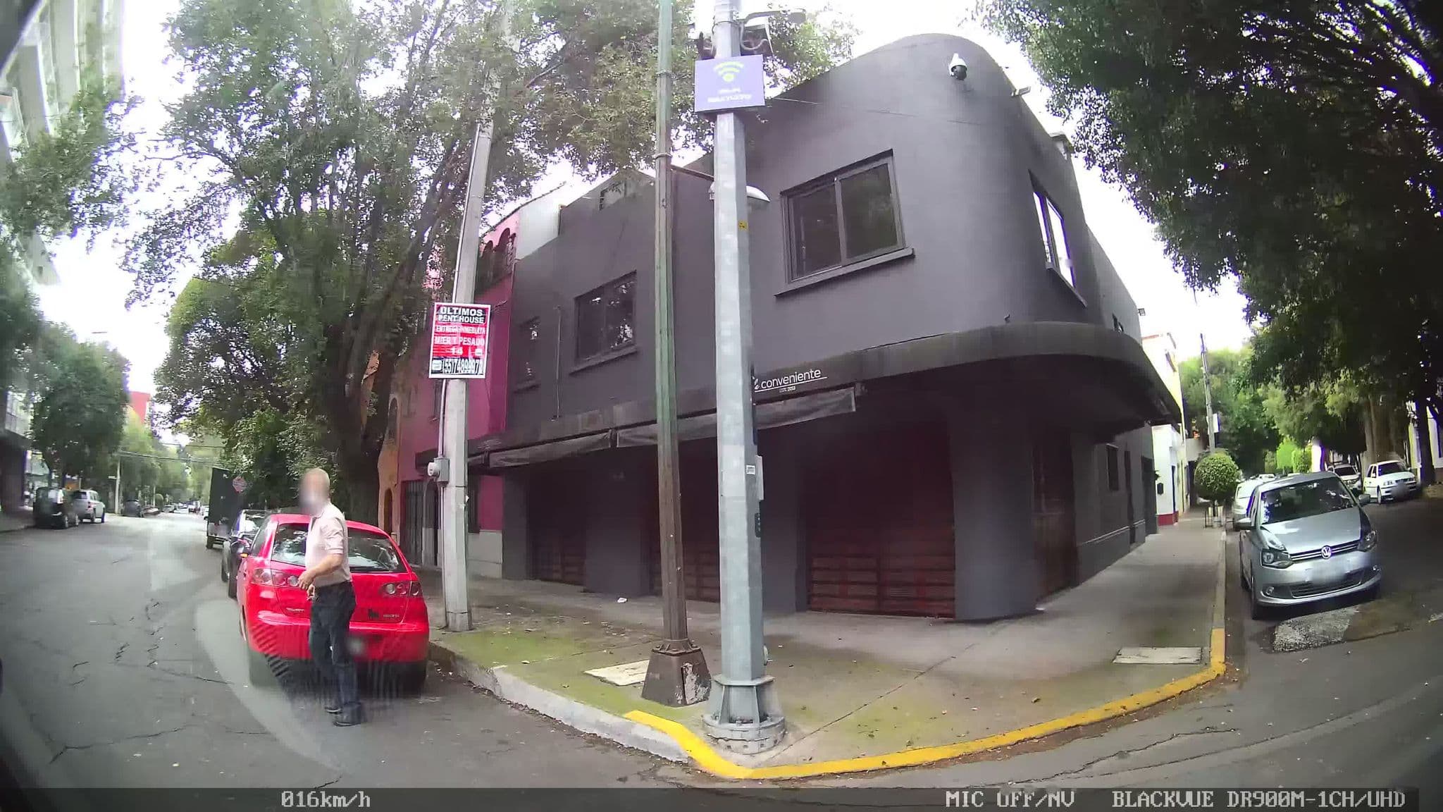Street view near Hostal Casa Fungi, Polanco — © kaart_4 (CC BY-SA · Mapillary)