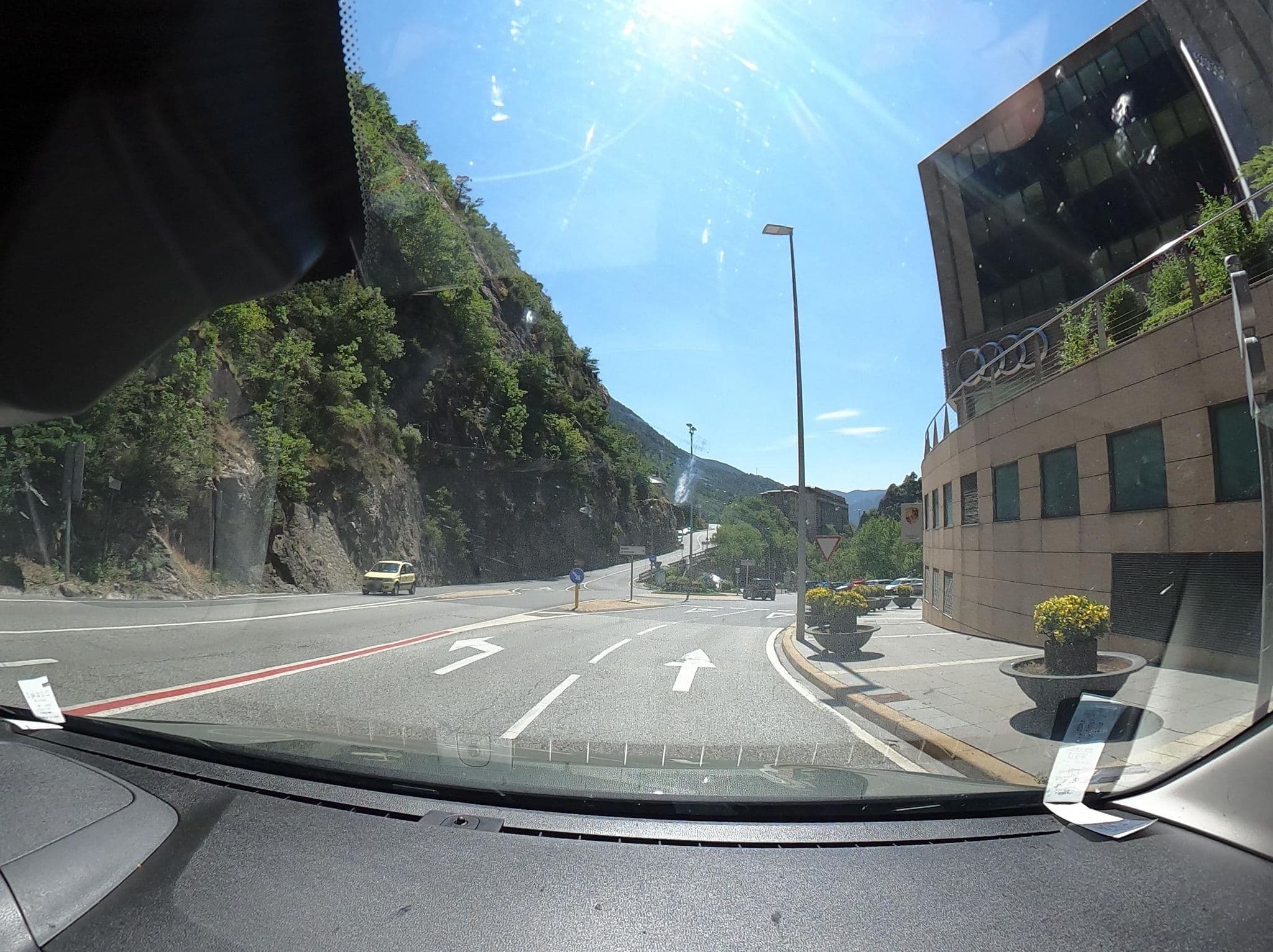 Street view near Hotel Tropical Andorra, les Escaldes — © vst (CC BY-SA · Mapillary)