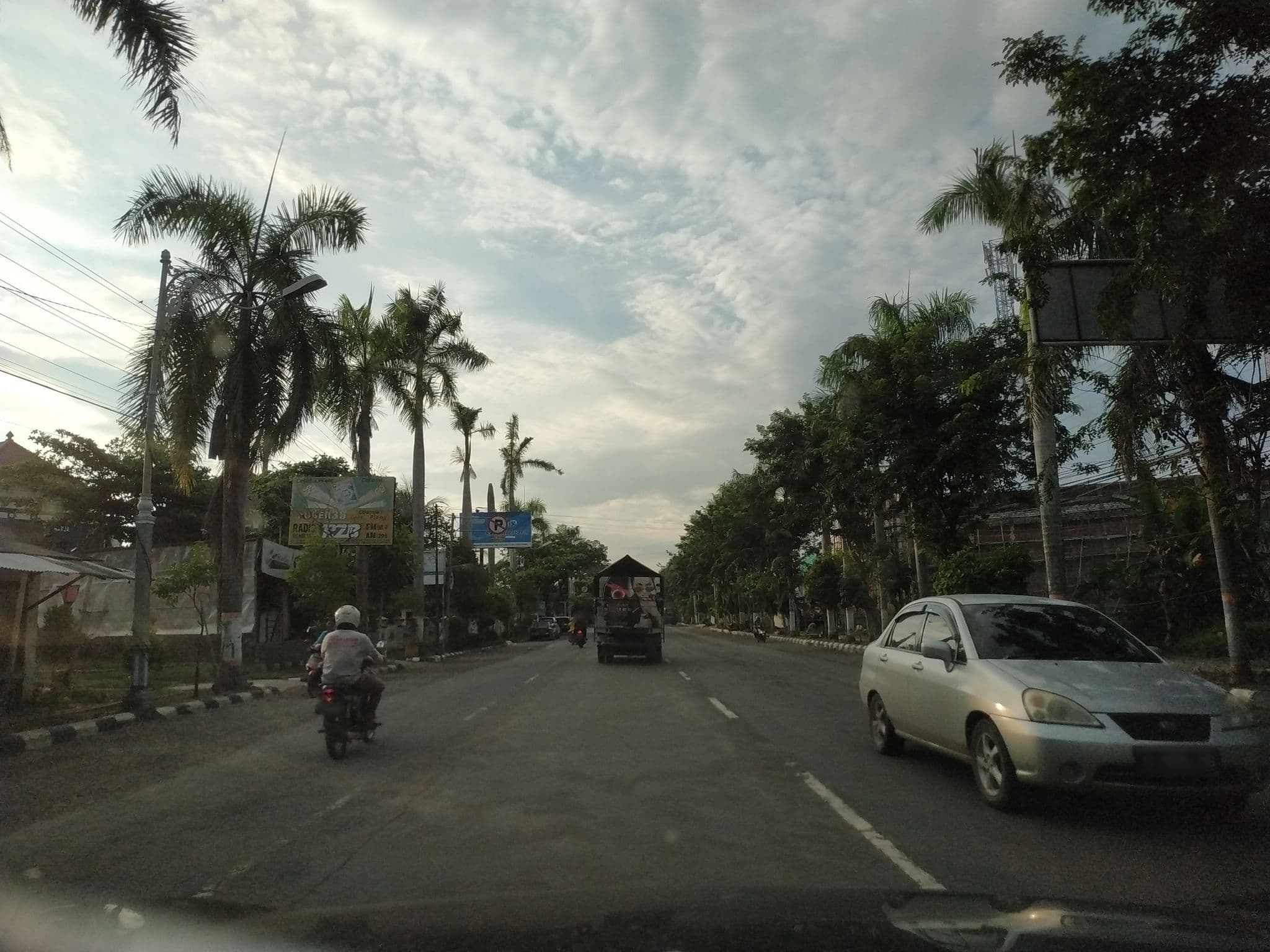 Street view near KOST 5 PLUS 1, Rembangan — © zainabr (CC BY-SA · Mapillary)