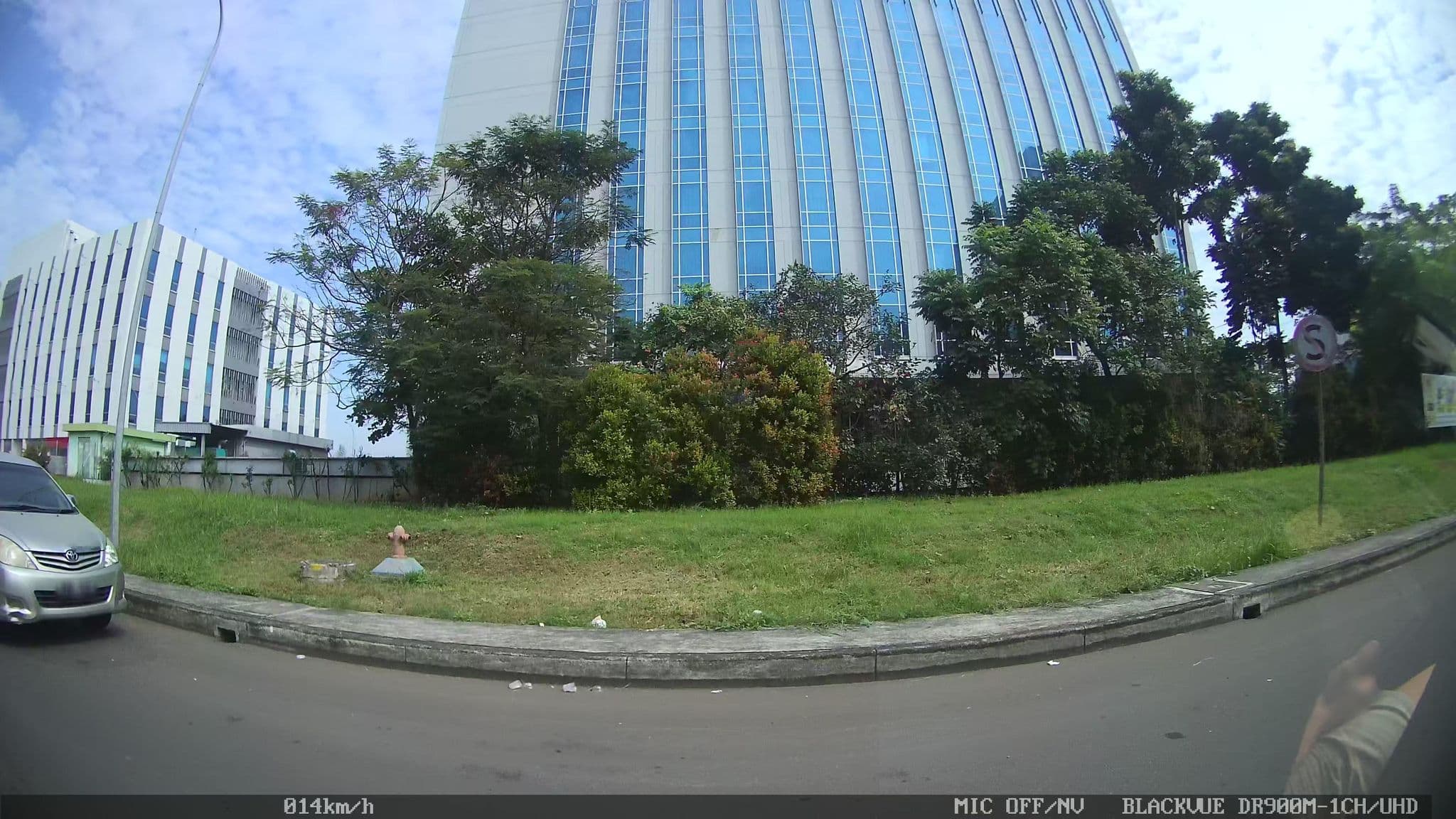 Street view near Enso, Cikarang — © kaart_2 (CC BY-SA · Mapillary)