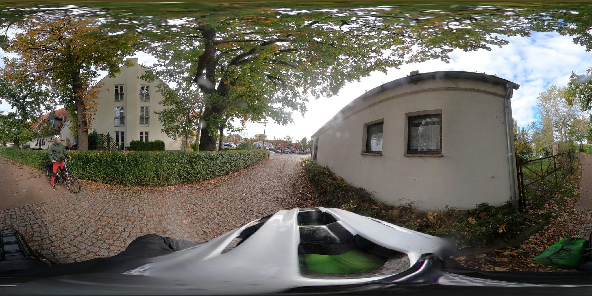 Street view near Zur Fähre, Universitäts- und Hansestadt Greifswald — © Mobilitaetswerk (CC BY-SA · Mapillary)