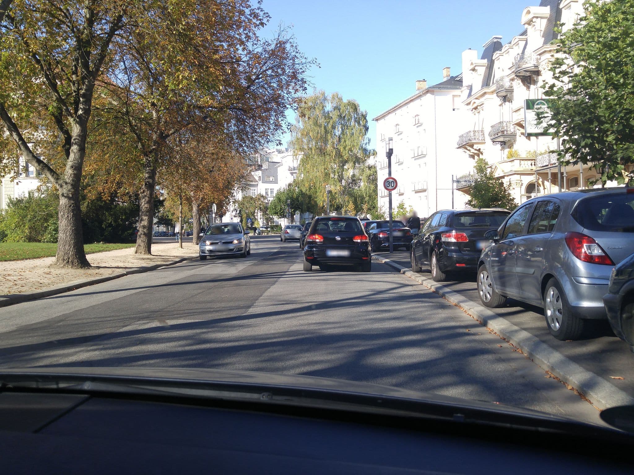 Street view near Ducky´s, Bad Nauheim — © scg1176 (CC BY-SA · Mapillary)