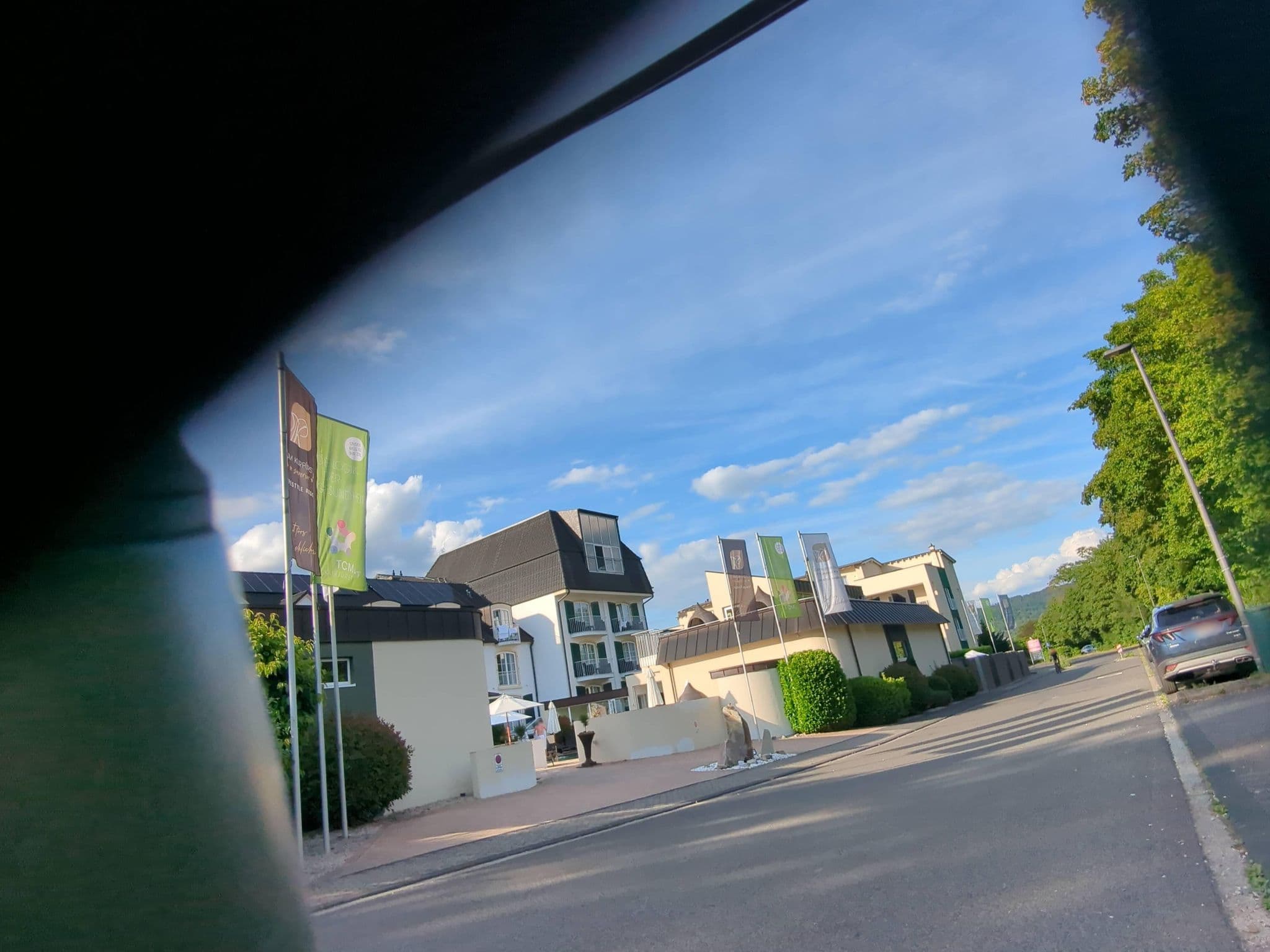 Street view near Zum Kurfürsten, Lieser — © 3imsinn (CC BY-SA · Mapillary)