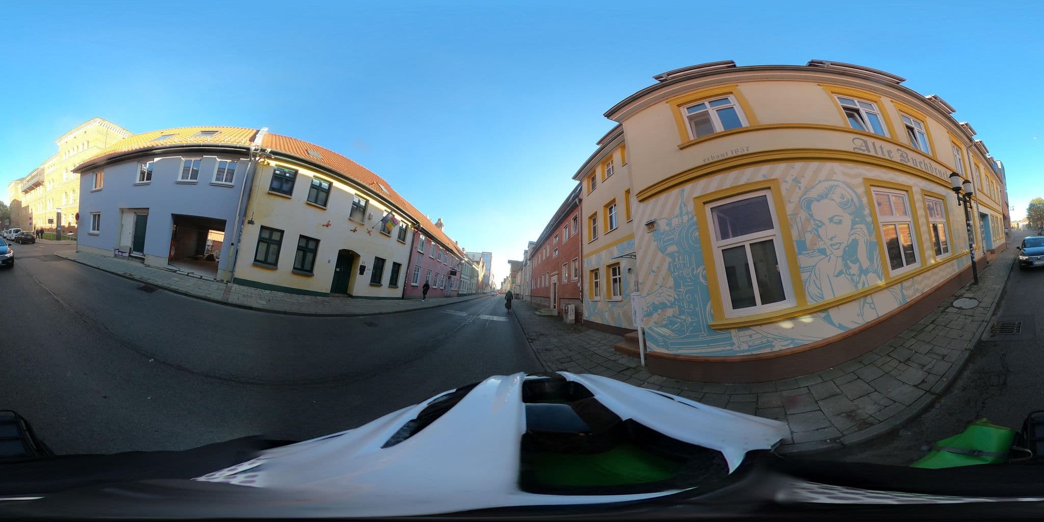 Street view near Pension Heinrich "Im Herzen der Stadt", Universitäts- und Hansestadt Greifswald — © Mobilitaetswerk (CC BY-SA · Mapillary)
