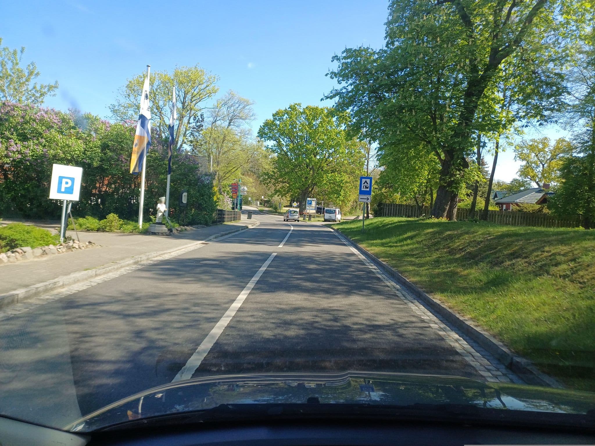 Street view near Landhotel Peters, Wesenberg — © wentus (CC BY-SA · Mapillary)