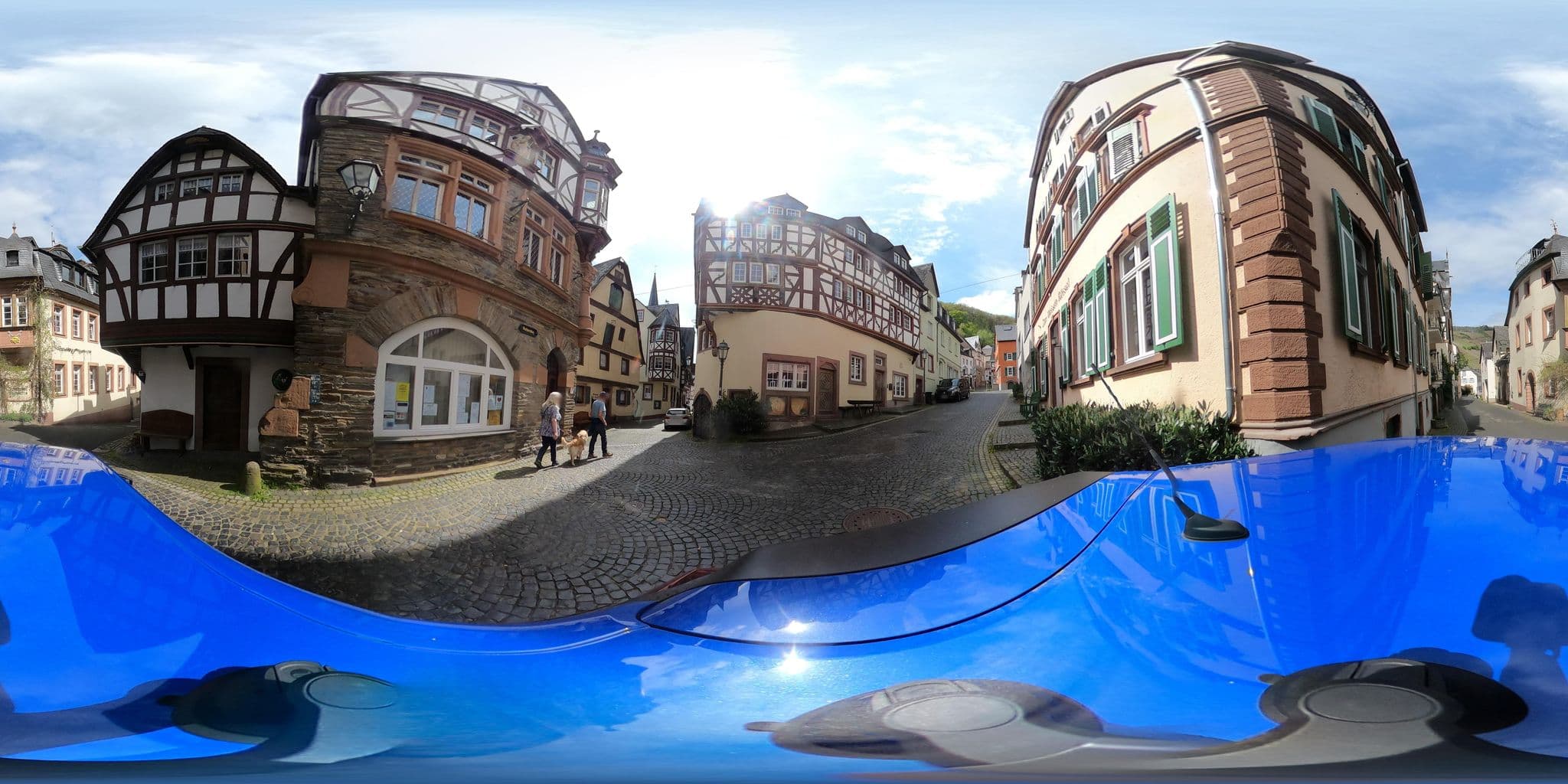 Street view near Hotel-Pension-Weinstube "Alter Klosterhof", Zeltingen-Rachtig — © Mobilitaetswerk (CC BY-SA · Mapillary)