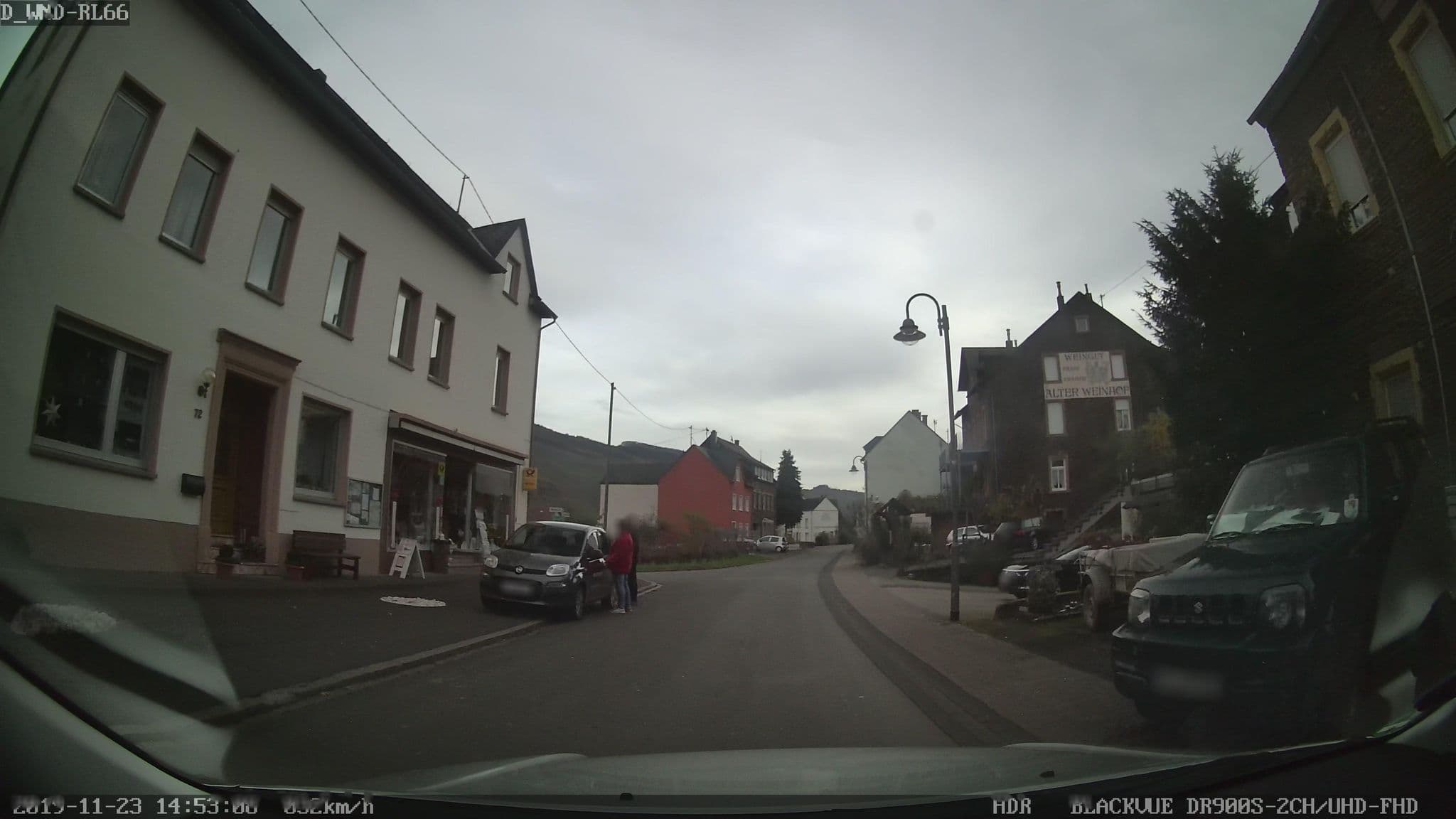 Street view near Weingut - Gästehaus Klaus Lotz, Zeltingen-Rachtig — © mapcreator (CC BY-SA · Mapillary)