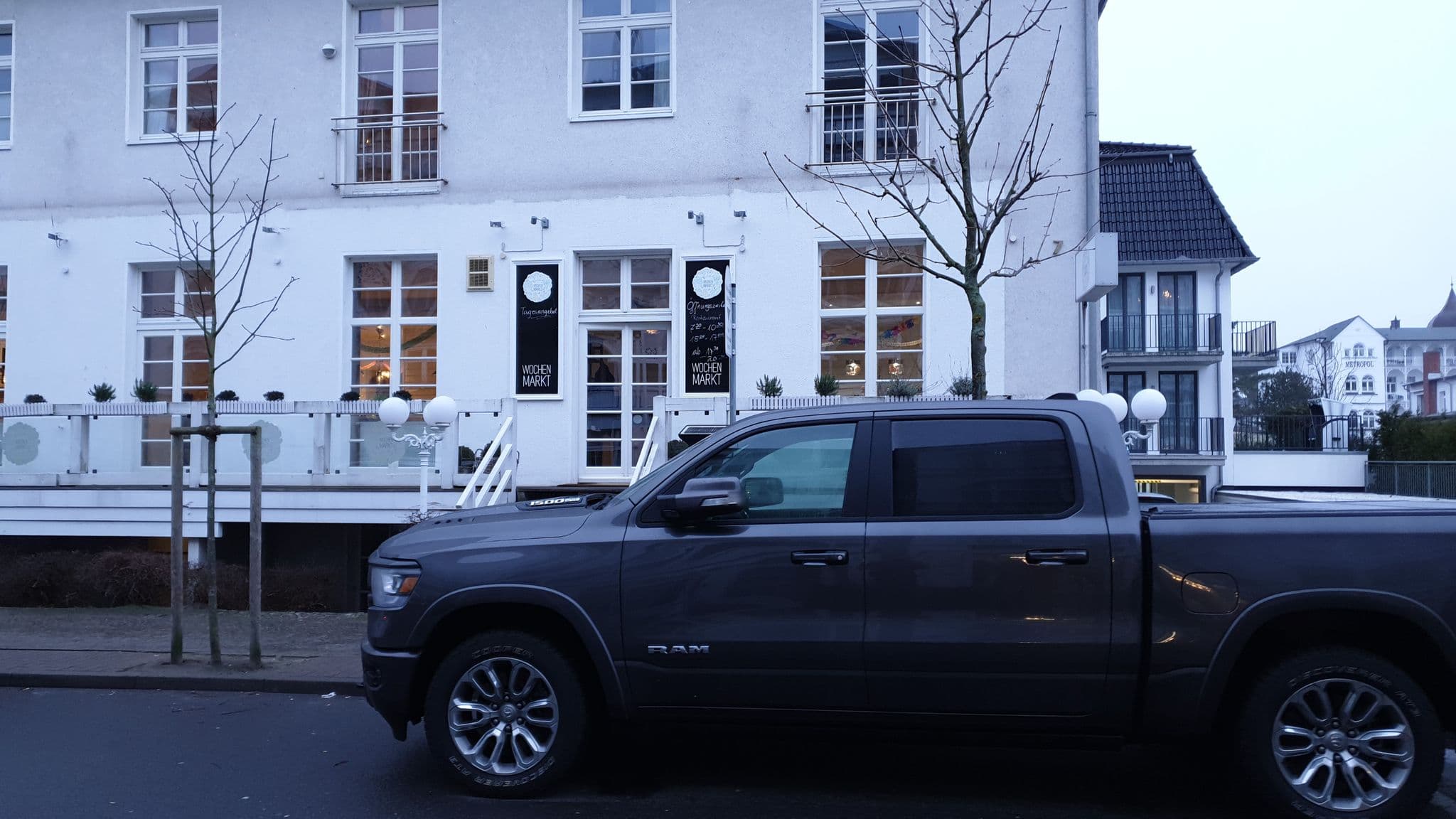 Street view near Suite Hotel, Ostseebad Binz