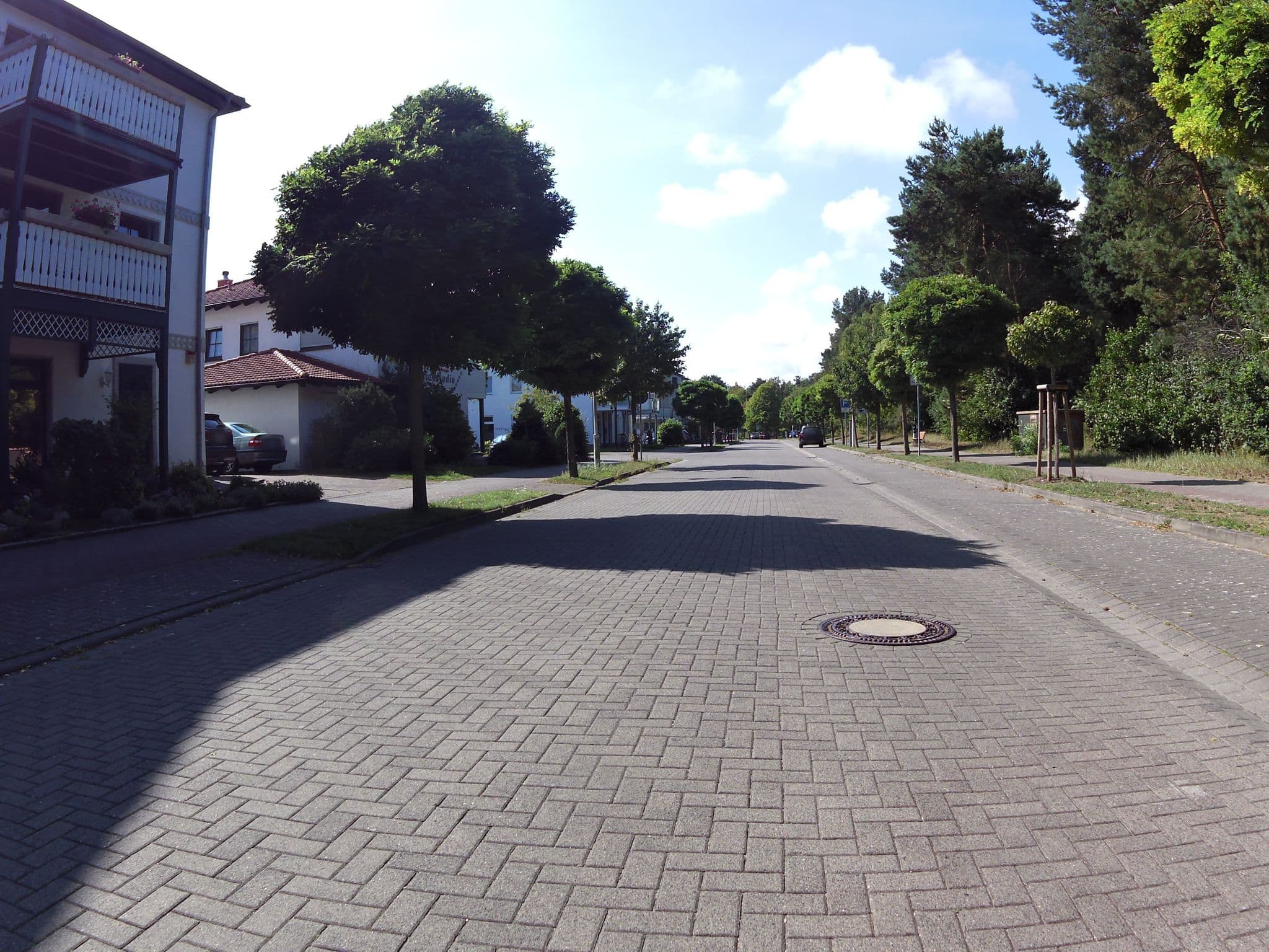 Street view near Ferienhaus Jornitz, Karlshagen — © zoegglmeyr (CC BY-SA · Mapillary)