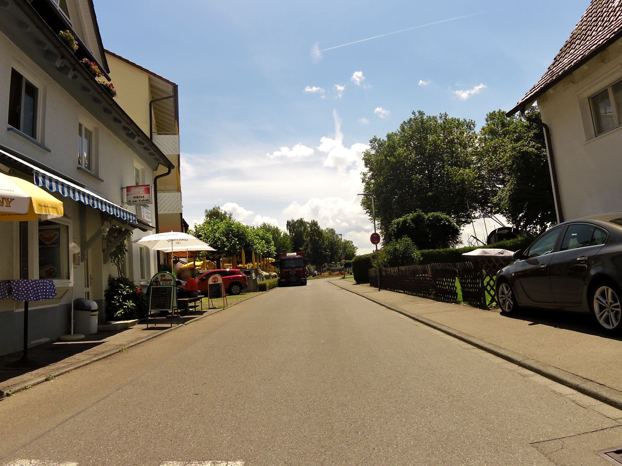 Street view near Pension Antje Ekert, Uhldingen-Mühlhofen — © czmrtn (CC BY-SA · Mapillary)
