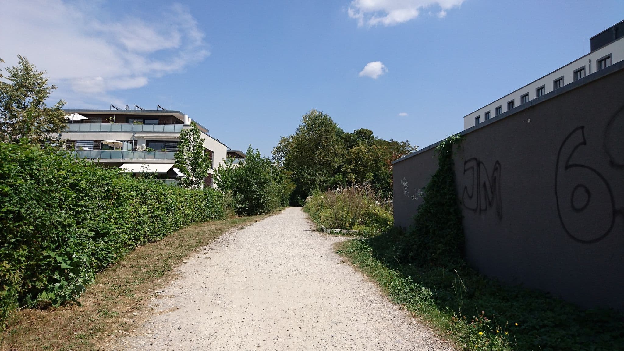 Street view near Holiday Inn Express, Augsburg — © msdess (CC BY-SA · Mapillary)