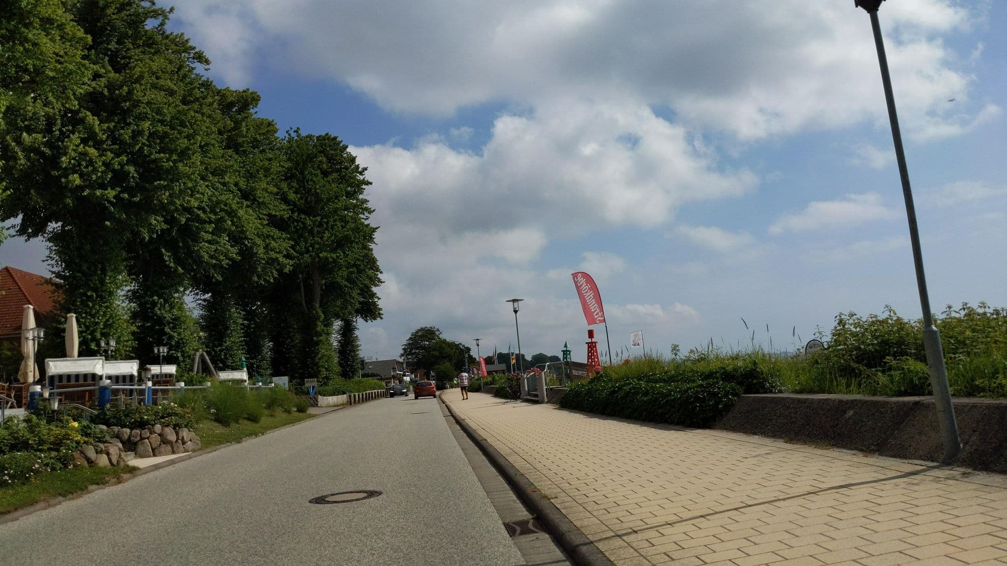Street view near Hof Sierksdorf, Sierksdorf — © rasmustravemnd (CC BY-SA · Mapillary)
