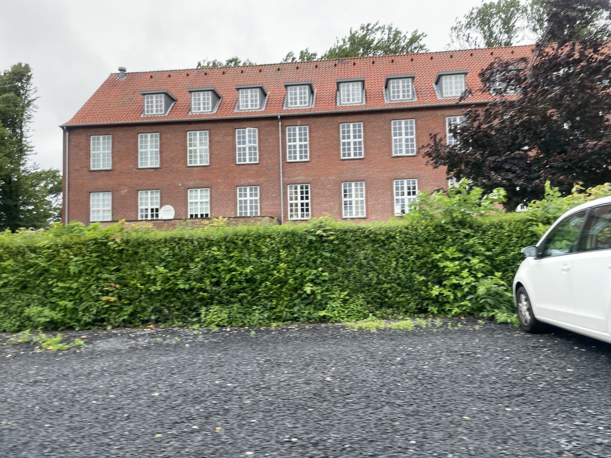 Street view near Residens Møen Hotel og café, Stege — © mszilas (CC BY-SA · Mapillary)
