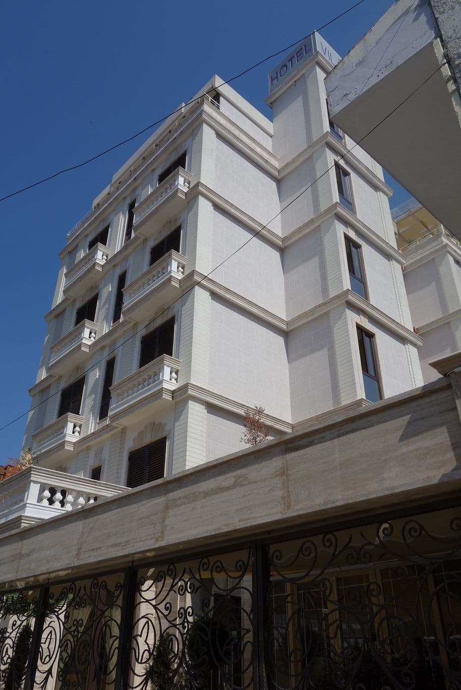 Street view near Oxford Hotel, Tirana
