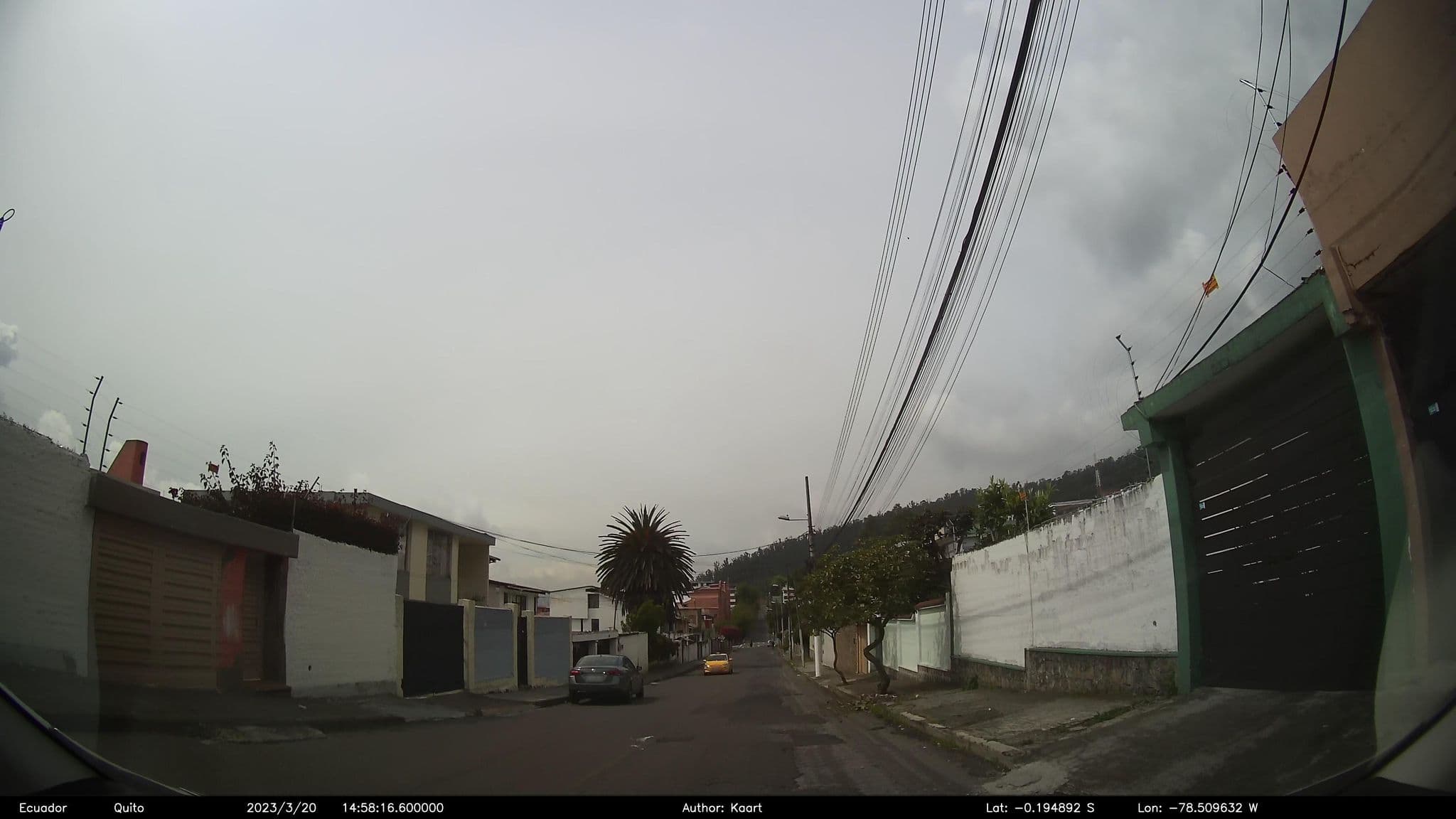 Street view near Suite La Gasca, Quito