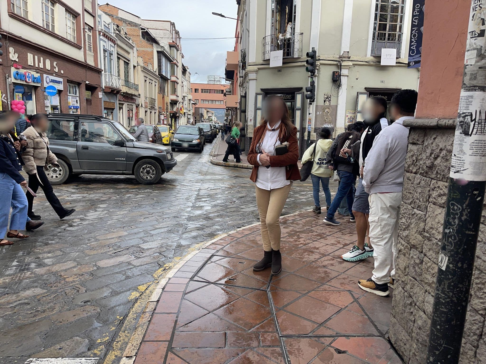 Street view near Hotel Posada del Rey, Cuenca