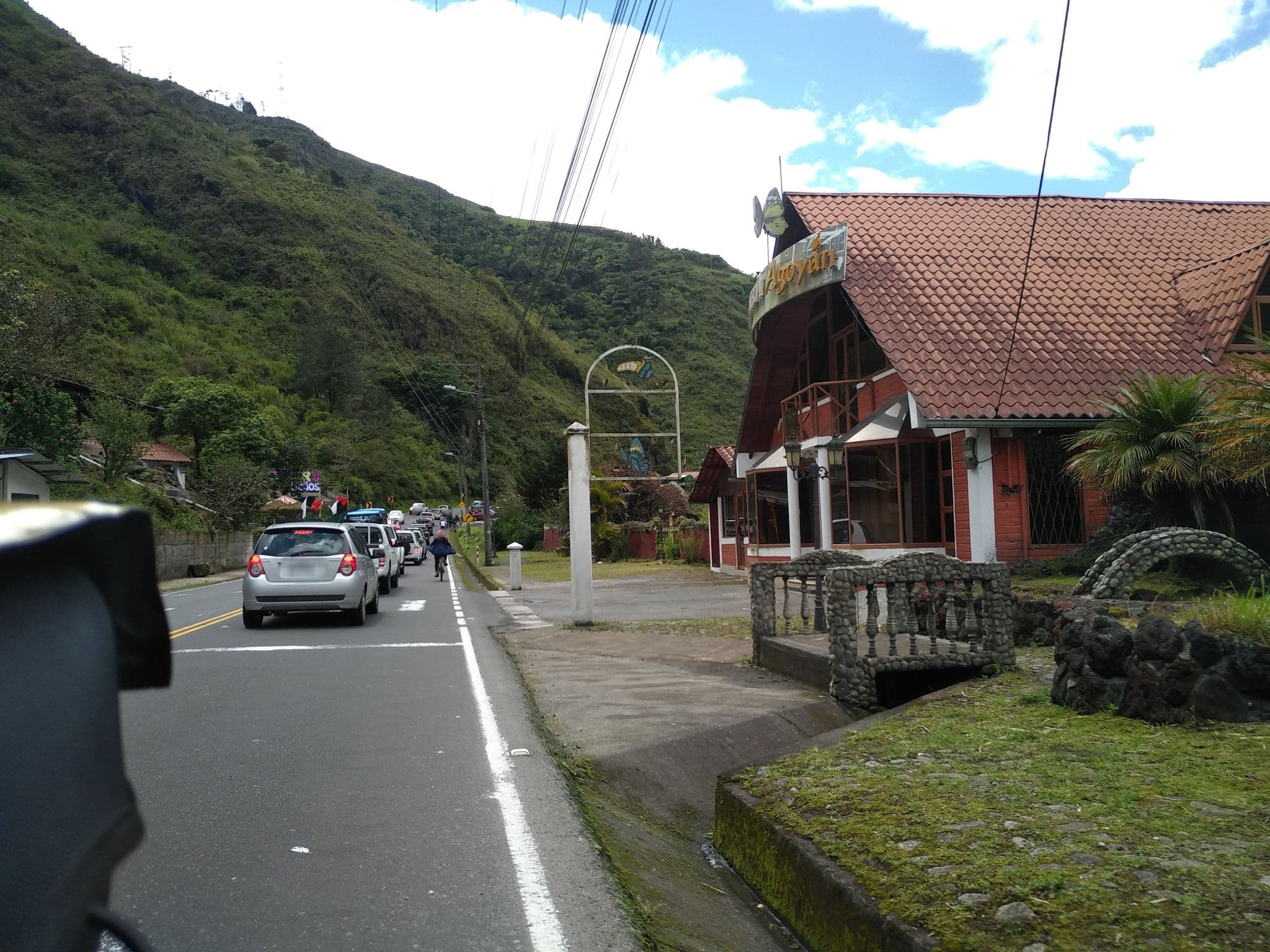 Street view near Hosteria SPA Agollan, Baños