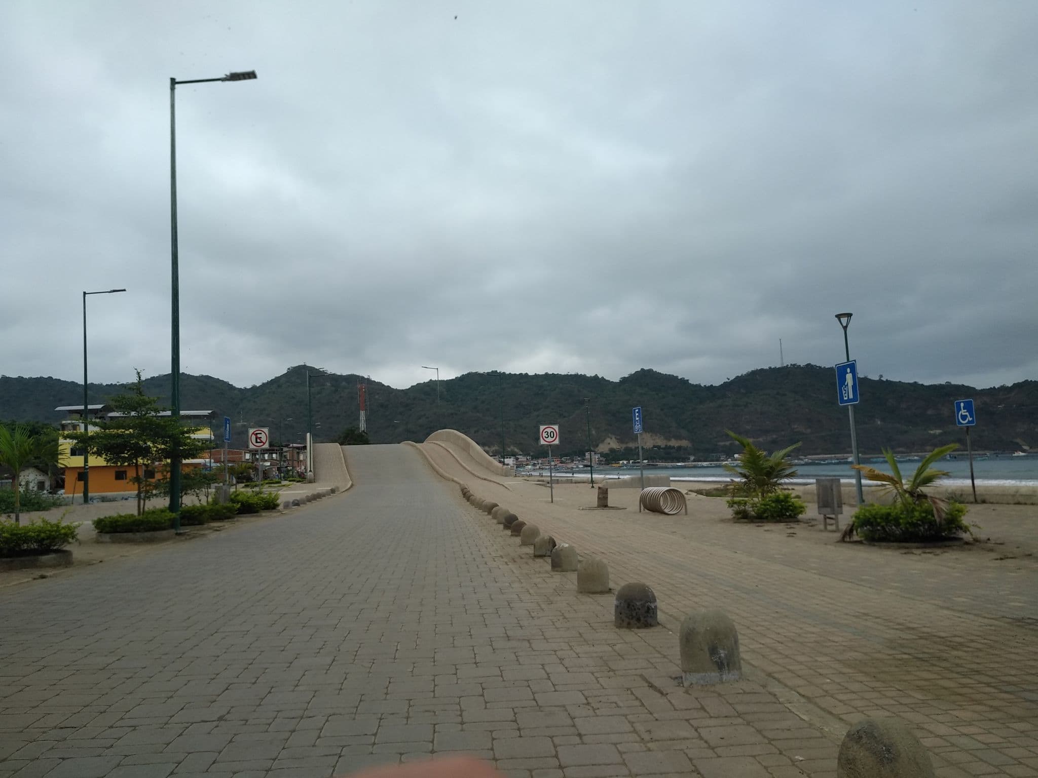 Street view near Carlos Alberto, Jipijapa — © nomadmapper (CC BY-SA · Mapillary)