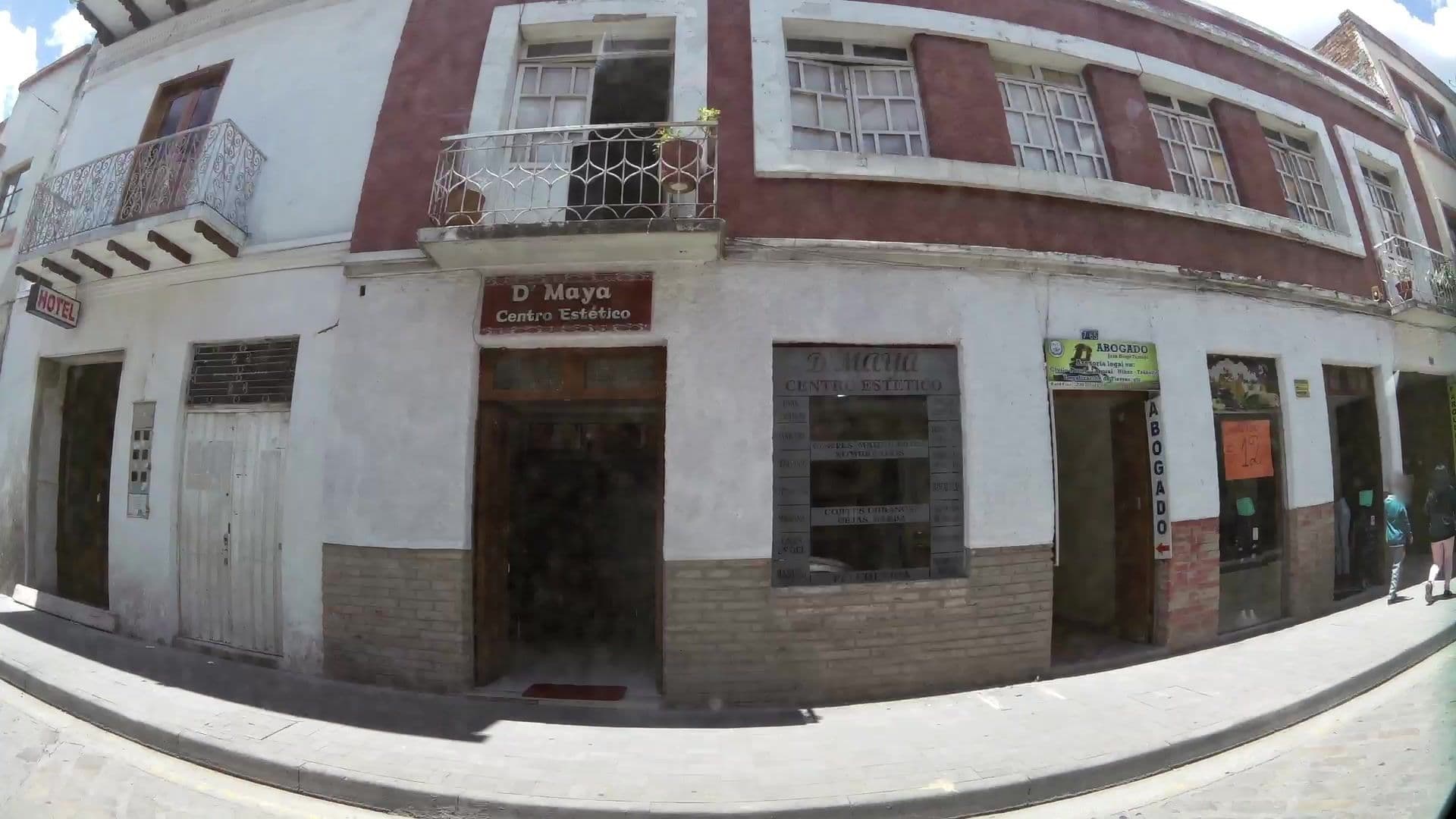 Street view near Pepe's House Cuenca, Cuenca — © kaartcam (CC BY-SA · Mapillary)
