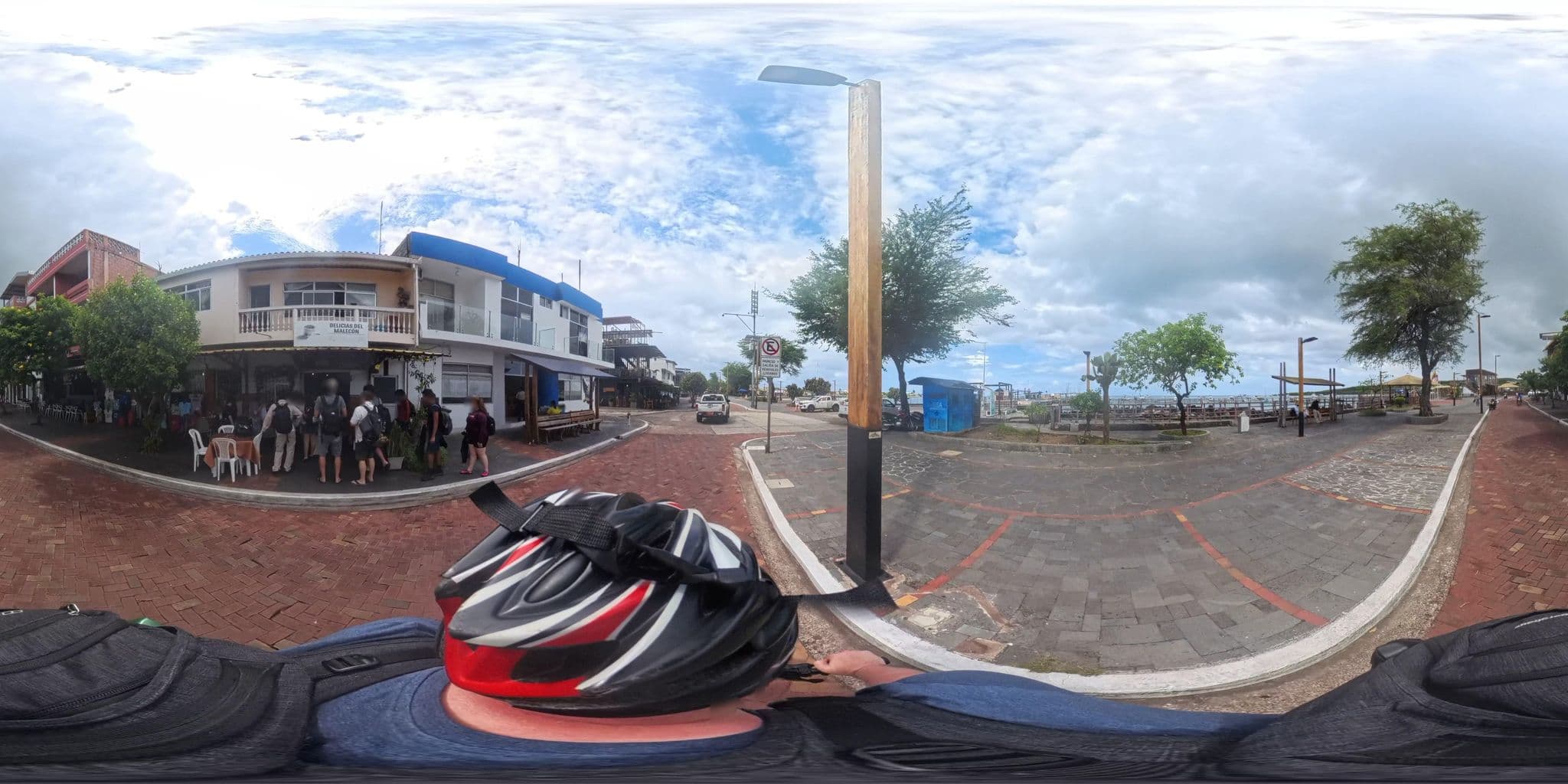 Street view near Galapagos Sunset Hotel, Puerto Baquerizo Moreno — © niallain (CC BY-SA · Mapillary)