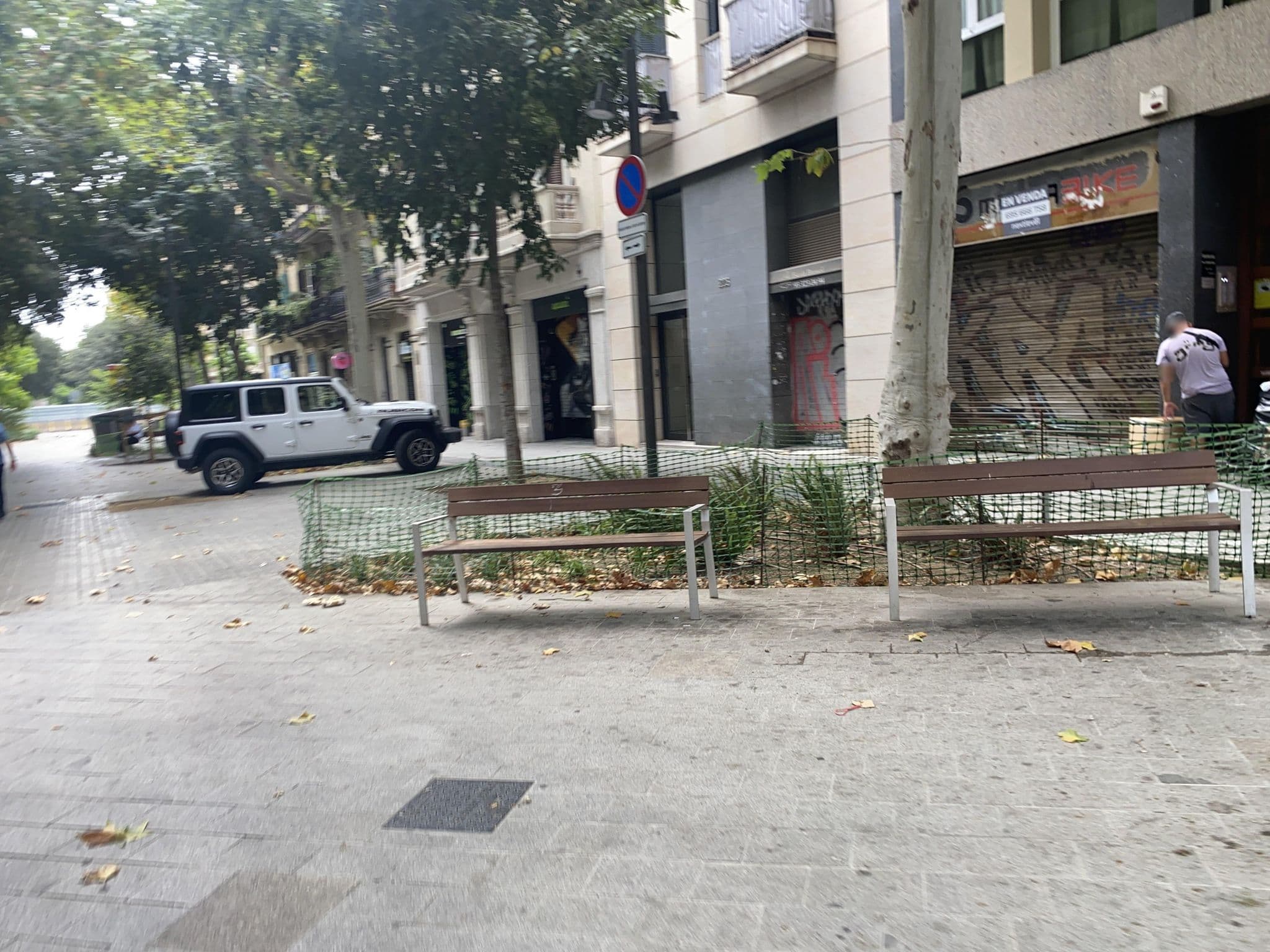 Street view near Angla Boutique Apartments, Barcelona — © cyclestreets (CC BY-SA · Mapillary)