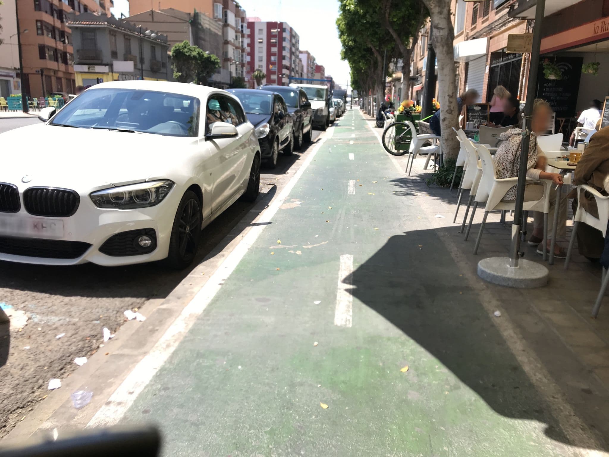 Street view near Urban Youth Hostel, Valencia