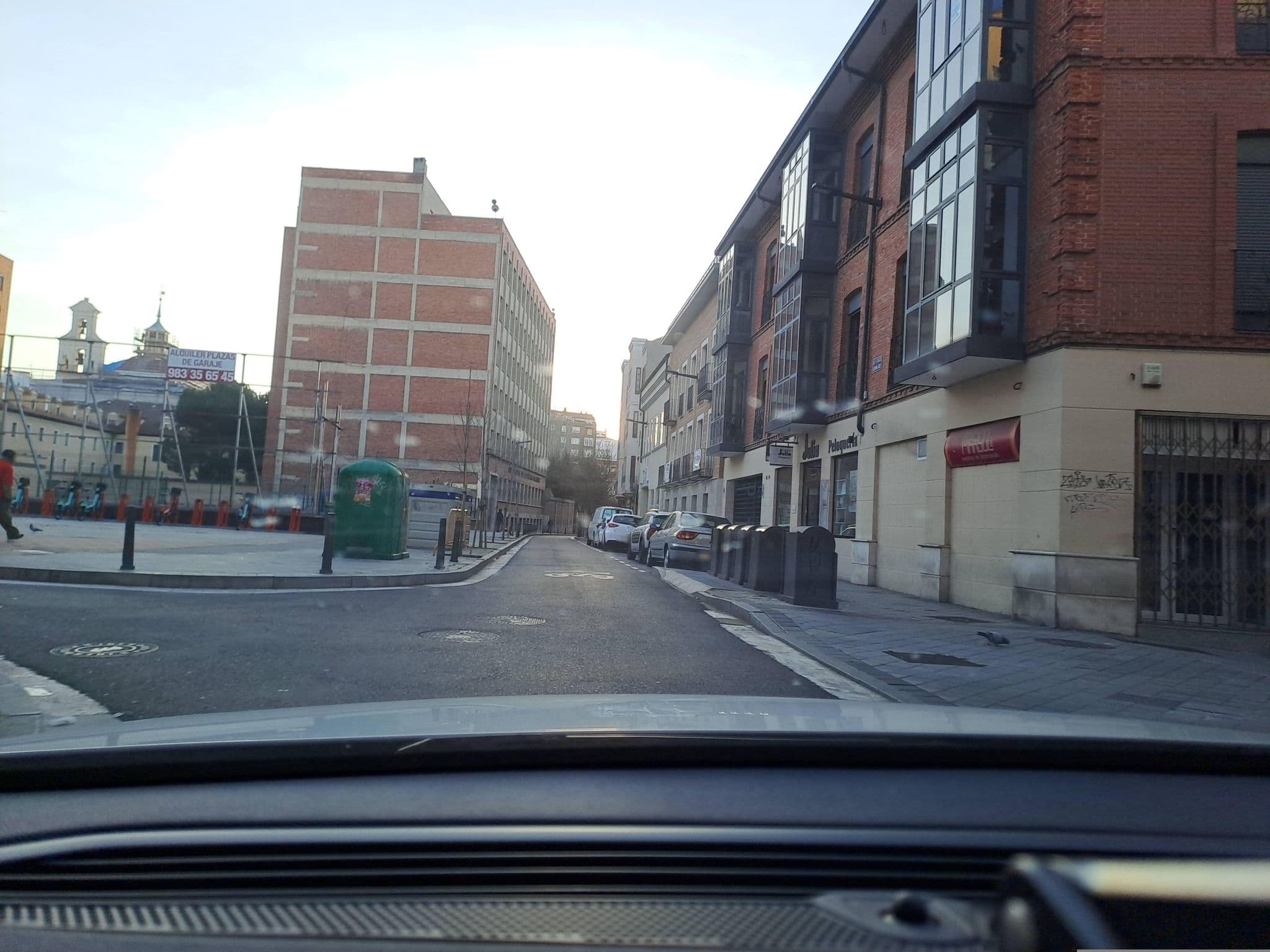 Street view near Insidehome, Valladolid — © normanm (CC BY-SA · Mapillary)
