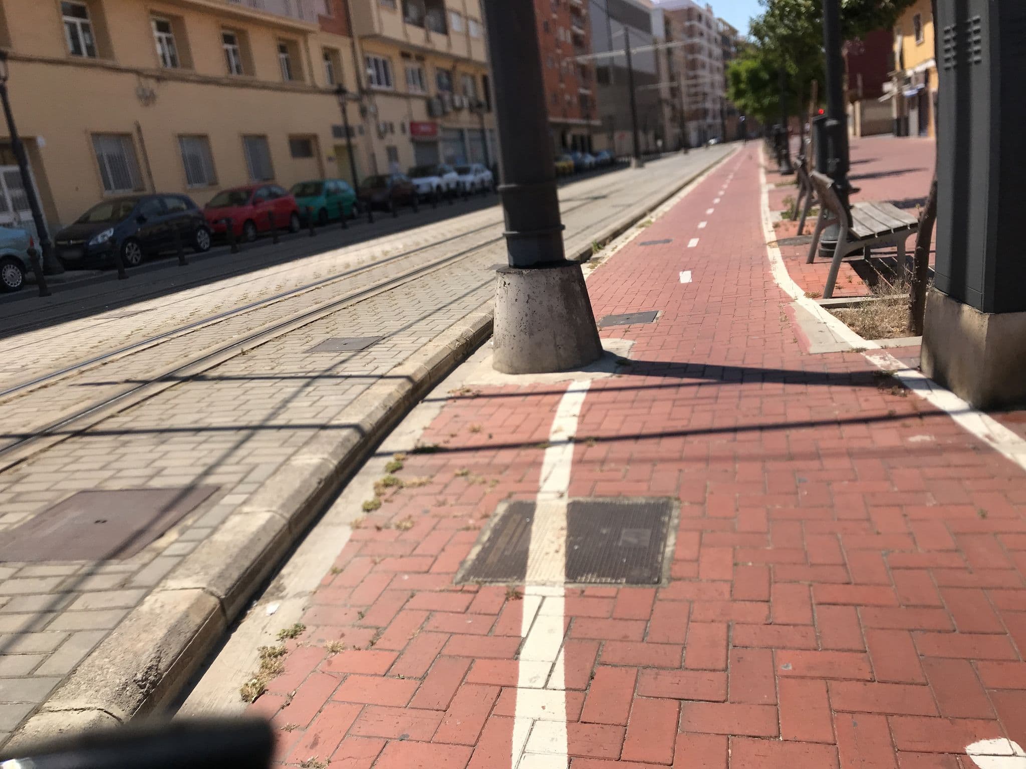 Street view near La Más Bonita, Valencia