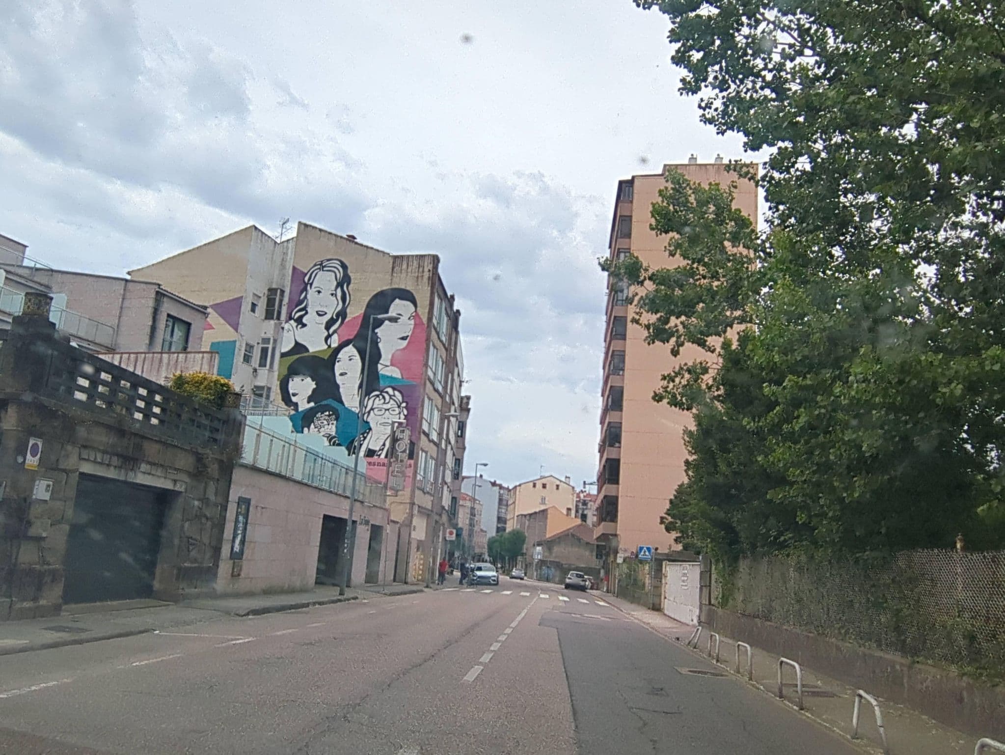 Street view near La Suite, Vigo — © alex_fl (CC BY-SA · Mapillary)