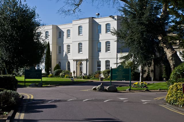 Sopwell House (via Wikimedia Commons, CC BY-SA 2.0)