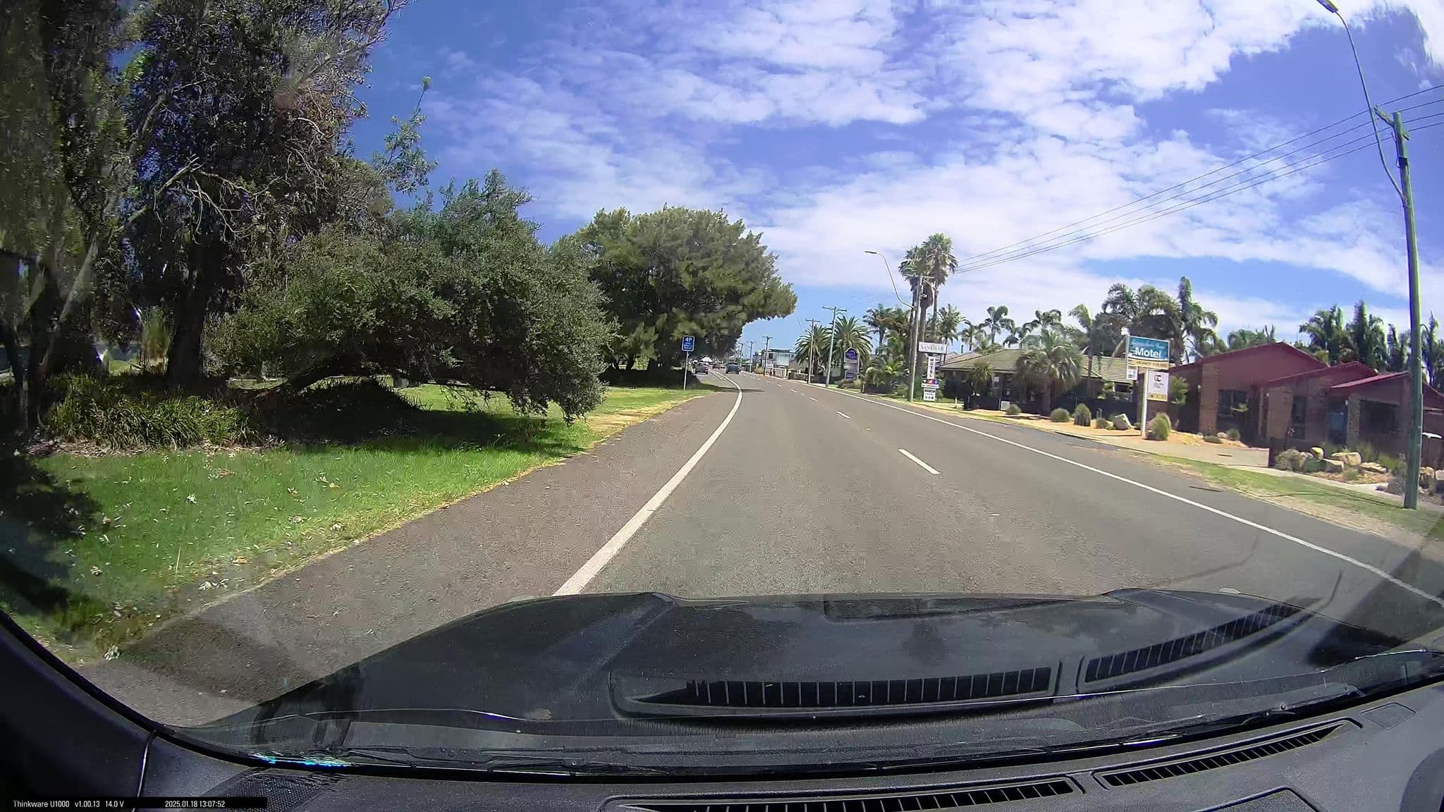 Street view near Cunningham Shore Motel, Lakes Entrance — © maxim752 (CC BY-SA · Mapillary)