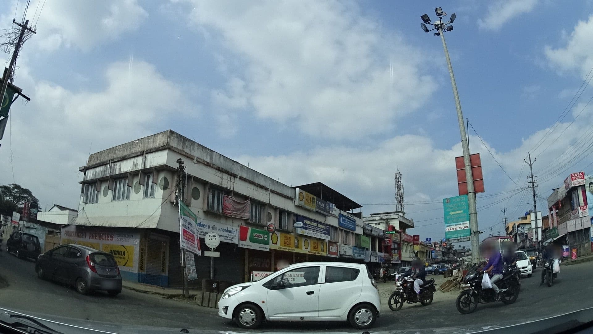 Street view near Pepper Trail, Kalpatta — © geohacker (CC BY-SA · Mapillary)