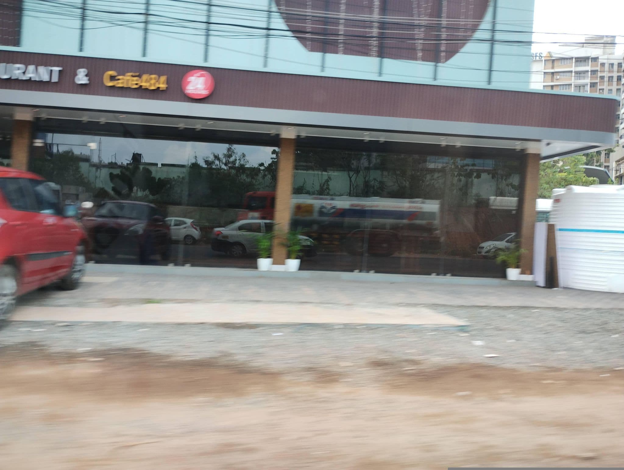 Street view near Cafe D Arabia, Kakkanad — © mapkb (CC BY-SA · Mapillary)