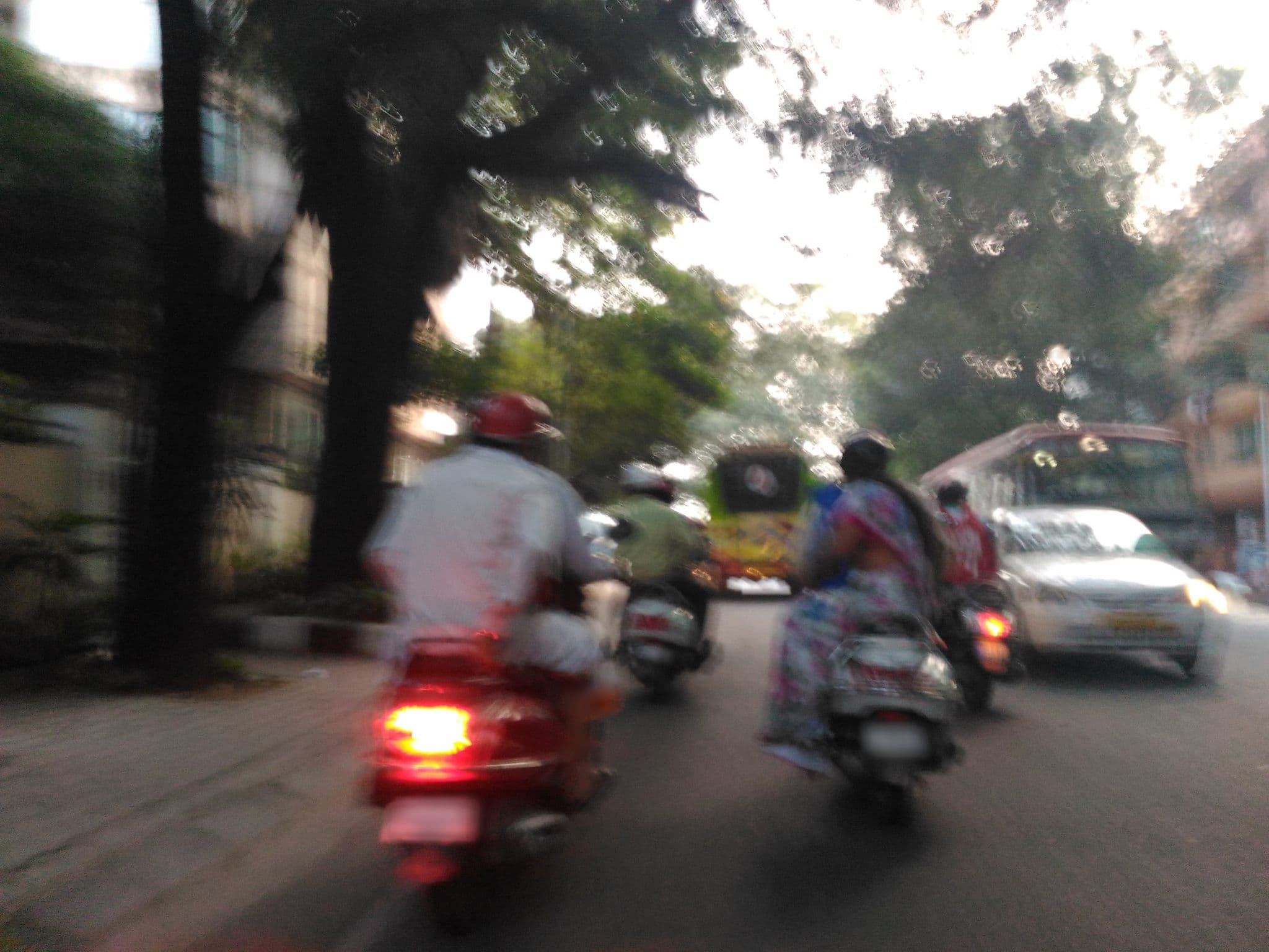 Street view near Vividus Hotel Bangalore, Bengaluru