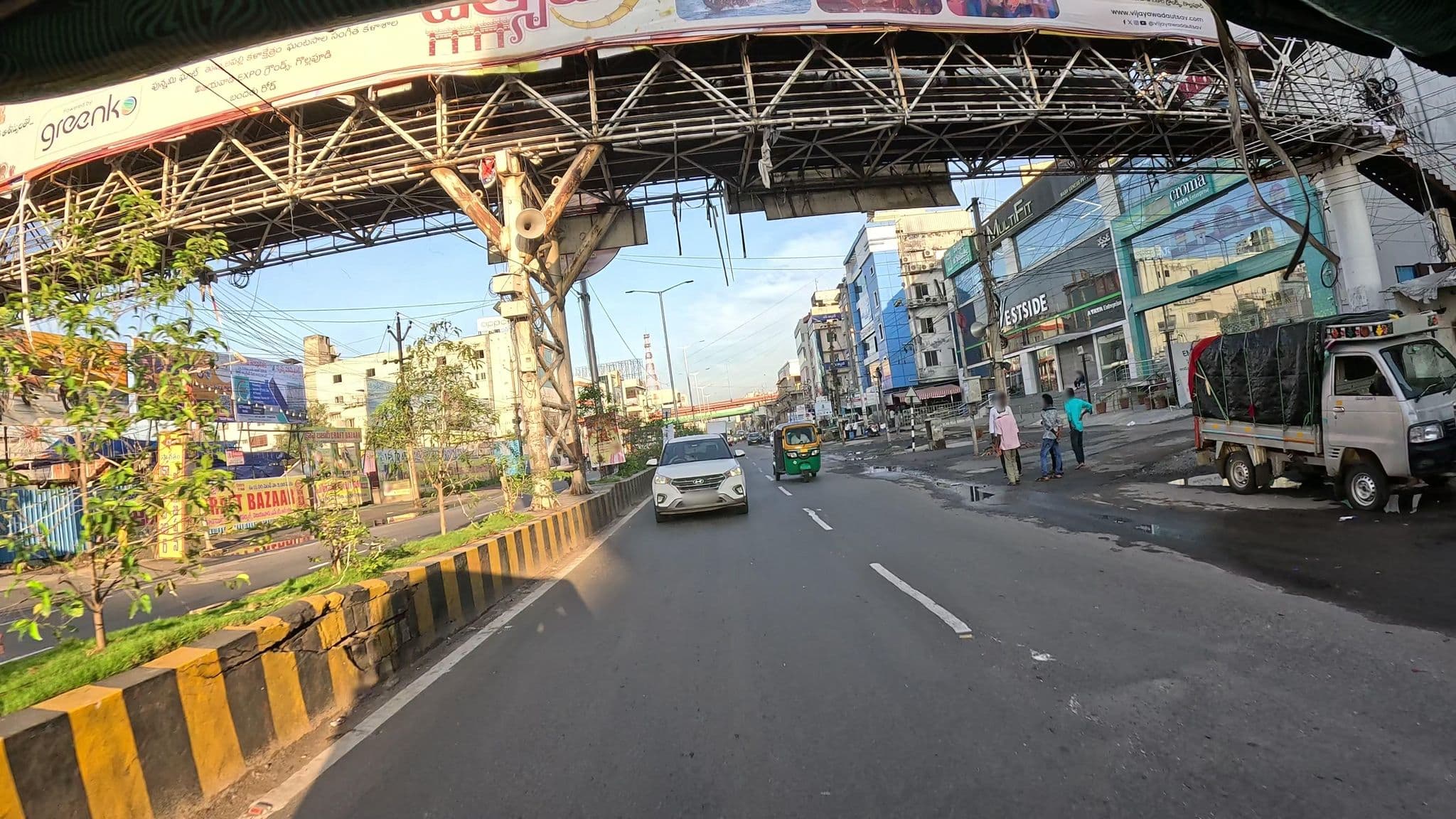 Street view near Hotel Marg Krishnayya, Vijayawada — © karrthikuuuuu (CC BY-SA · Mapillary)