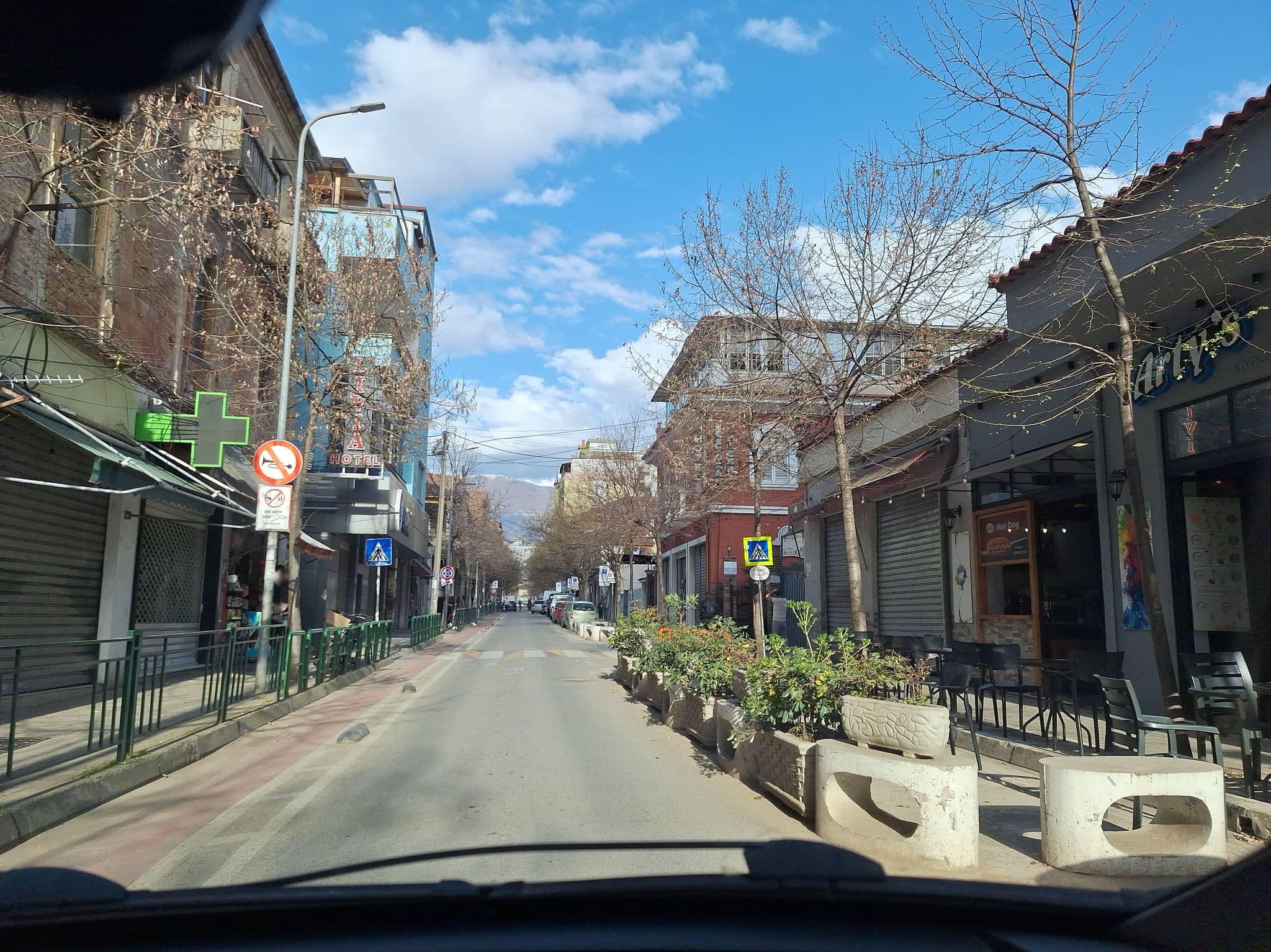 Street view near Hotel Livia, Tirana