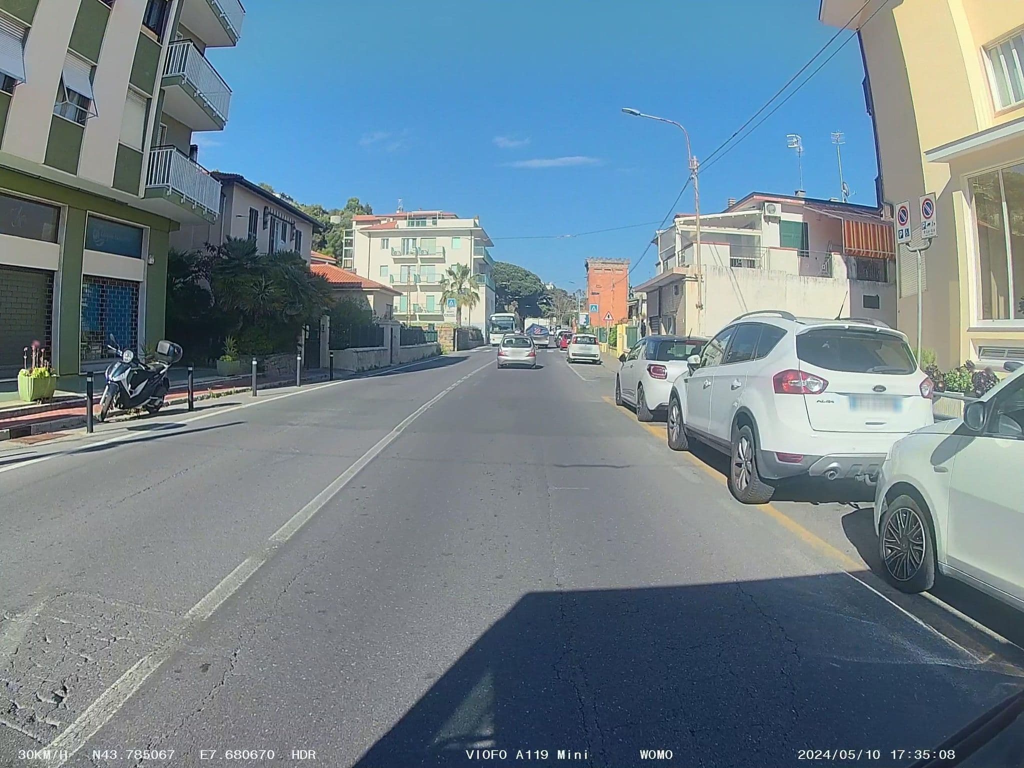 Street view near Lora, Bordighera — © soulcover (CC BY-SA · Mapillary)