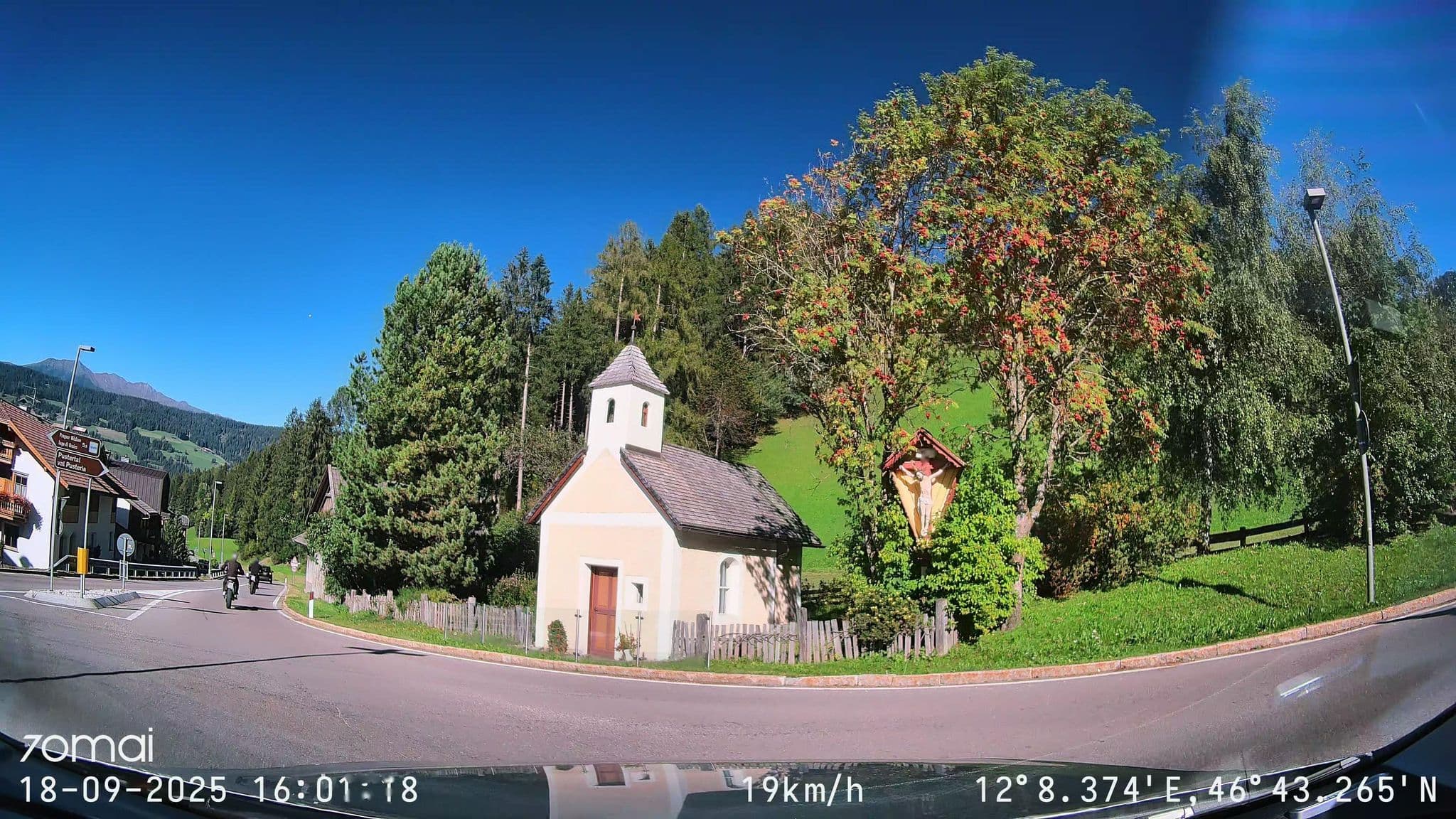 Street view near Tuscherhof, Villabassa — © doriel (CC BY-SA · Mapillary)