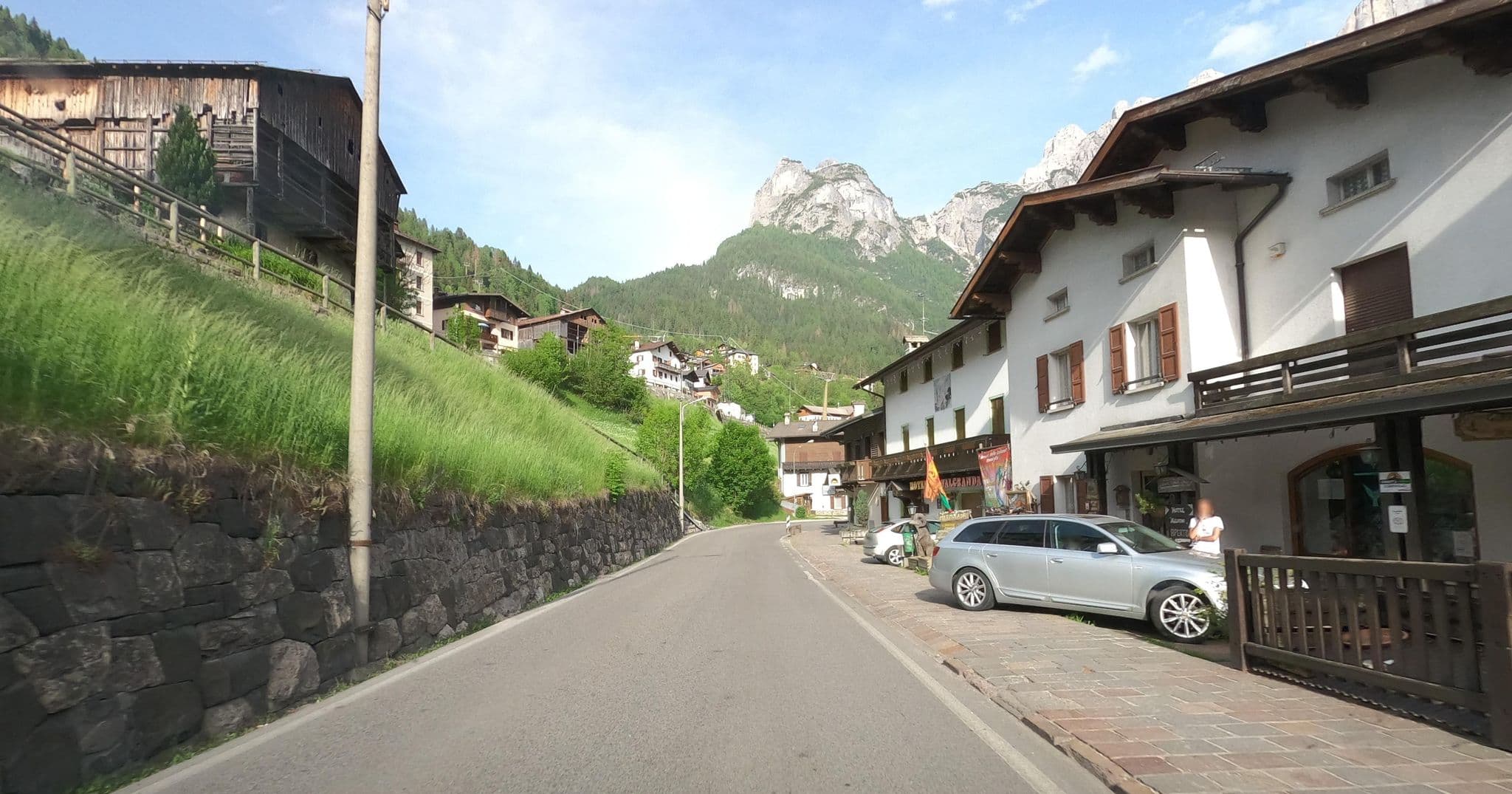 Street view near Hotel Alleghe, Cencenighe Agordino — © masterofnoroad (CC BY-SA · Mapillary)