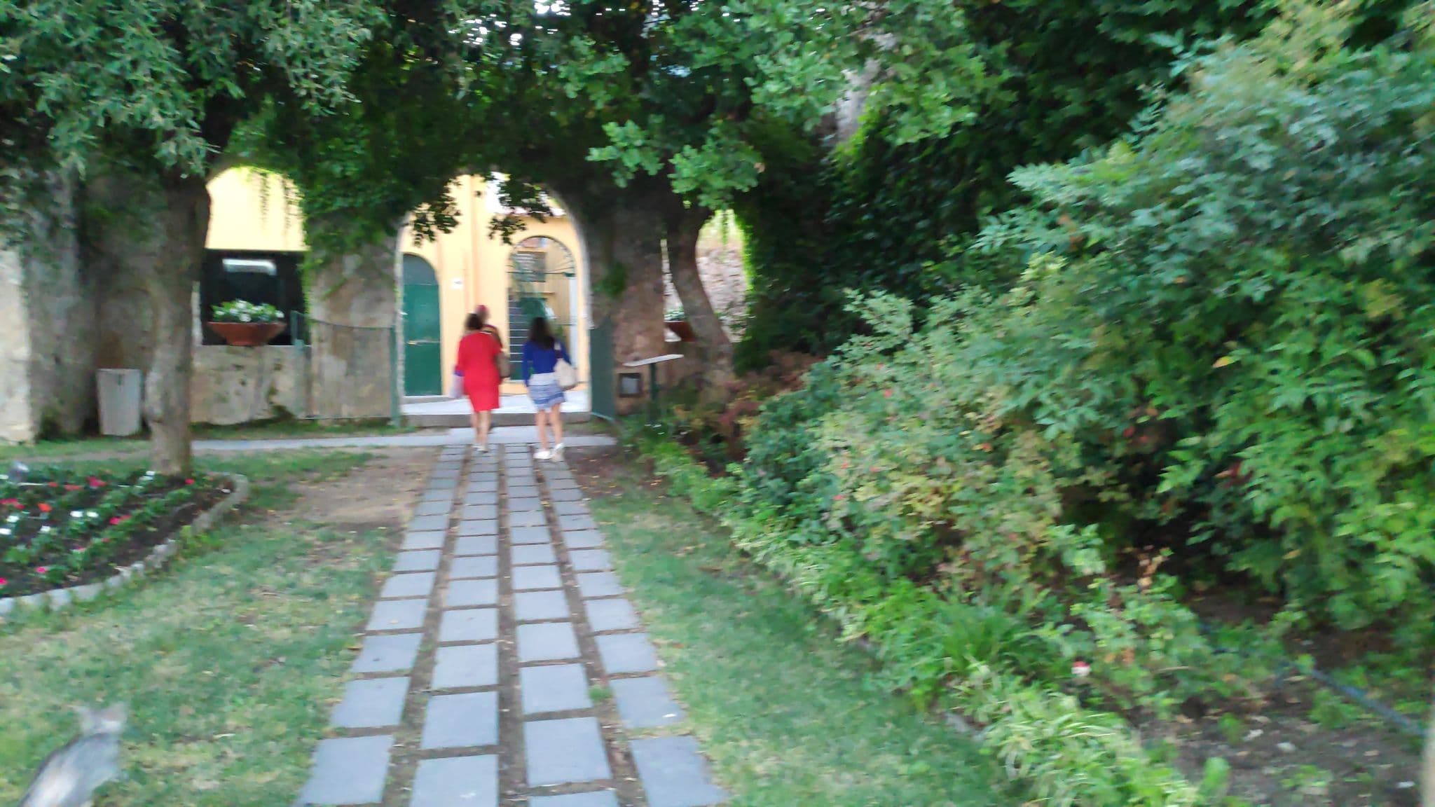 Street view near Palumbo - Palazzo Confalone, Ravello — © marcuscalabresus (CC BY-SA · Mapillary)