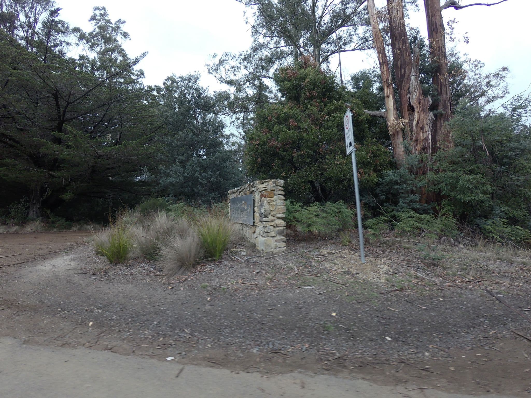 Street view near Russell Falls Cottages, New Norfolk — © tastrax (CC BY-SA · Mapillary)