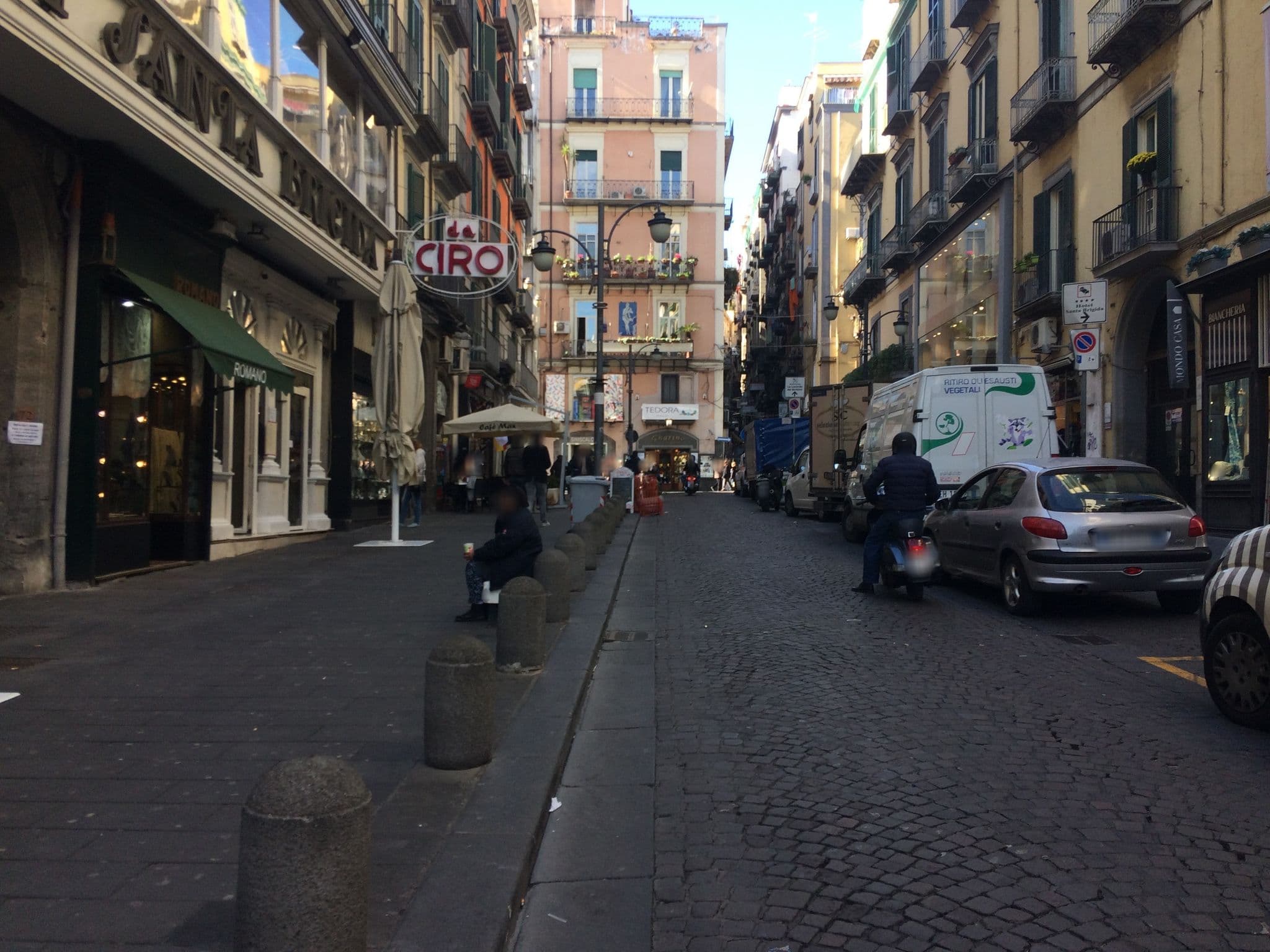 Street view near Napoli Centro, Montecalvario — © noemiimperatore (CC BY-SA · Mapillary)