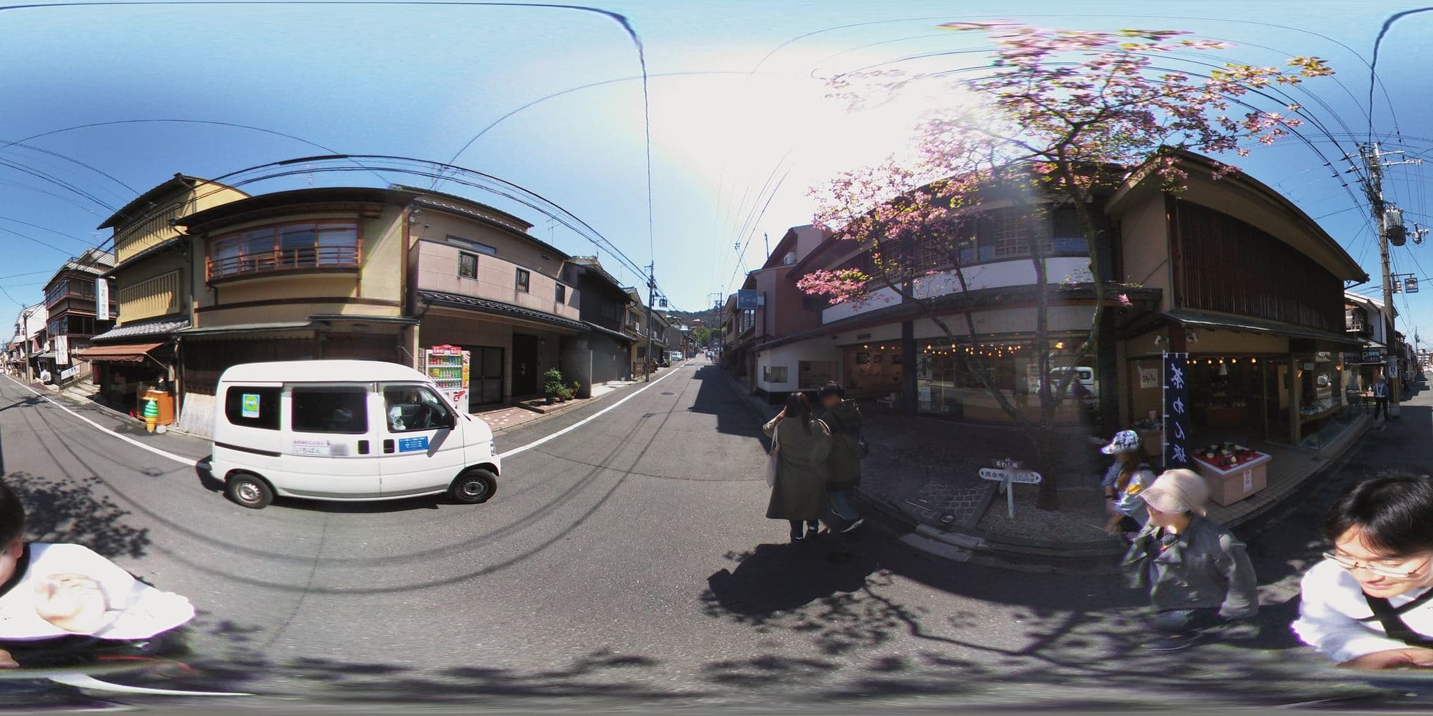 Street view near Kiyomizu Youth Hostel, Kyoto