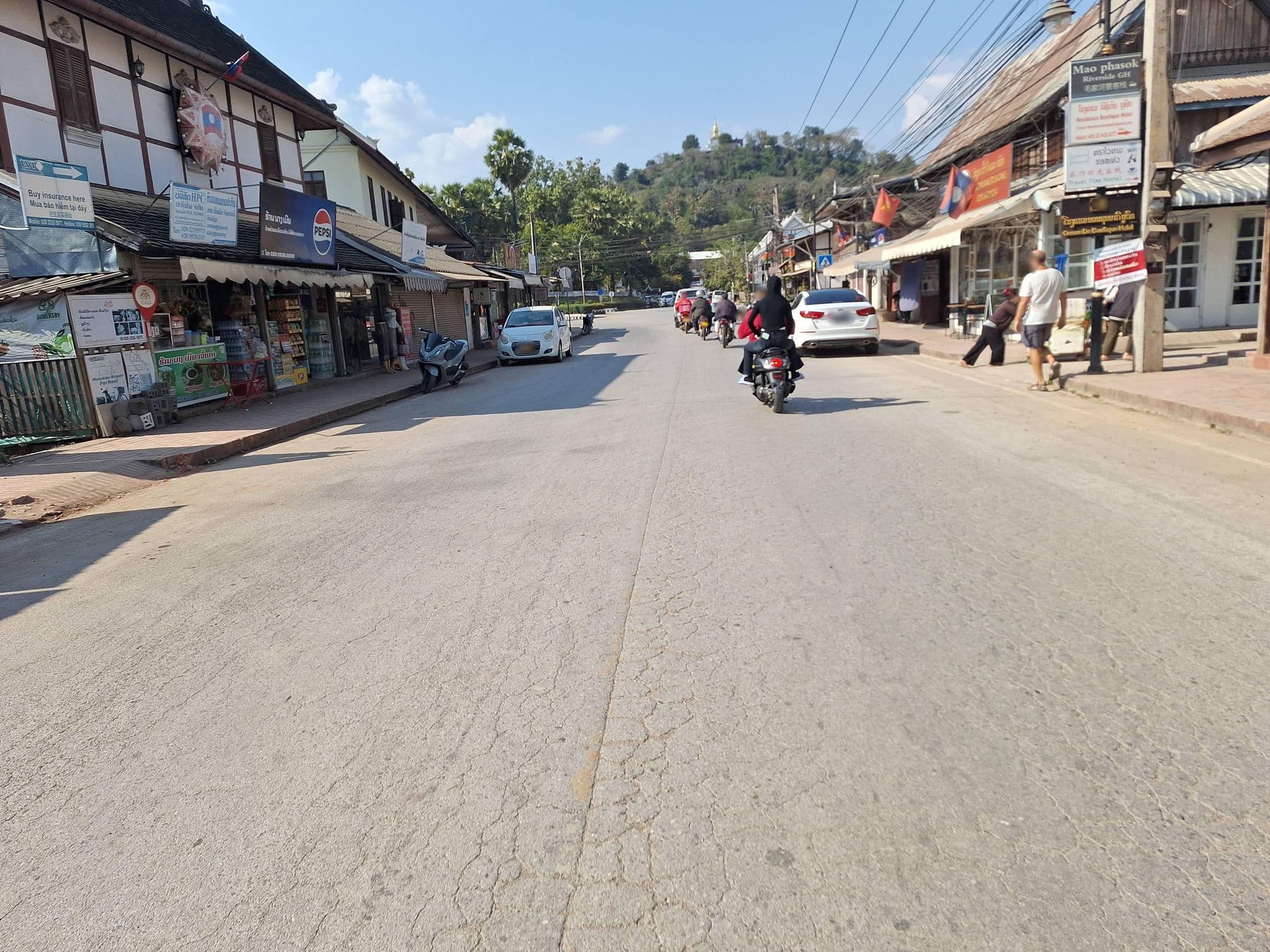 Street view near Onson De Boutique Hotel, Luang Prabang