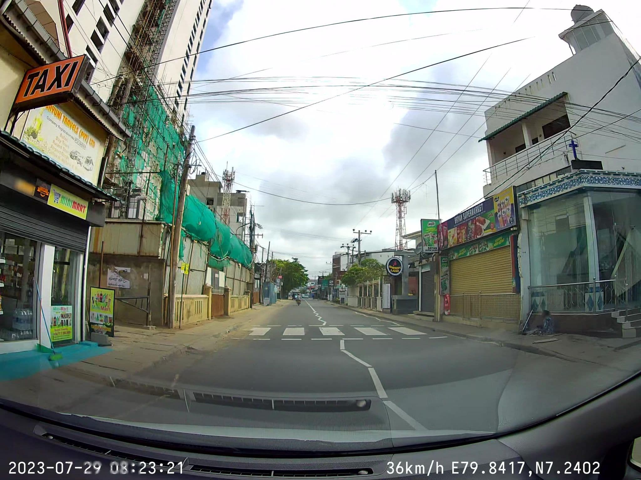 Street view near Windmill Beach Hotel, Negombo