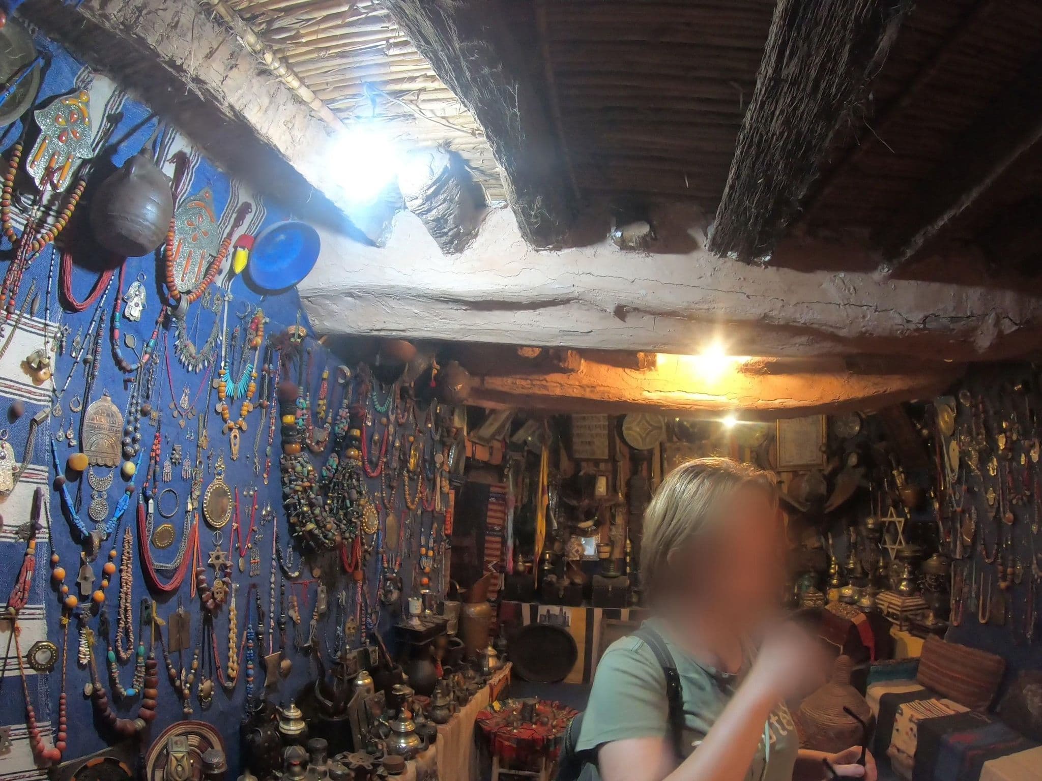 Street view near Dar Kamar, Ouarzazate — © algirdasc (CC BY-SA · Mapillary)